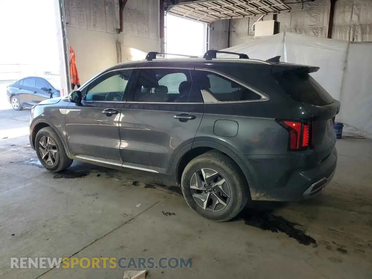 2 Photograph of a damaged car KNDRH4LG5M5045489 KIA SORENTO 2021