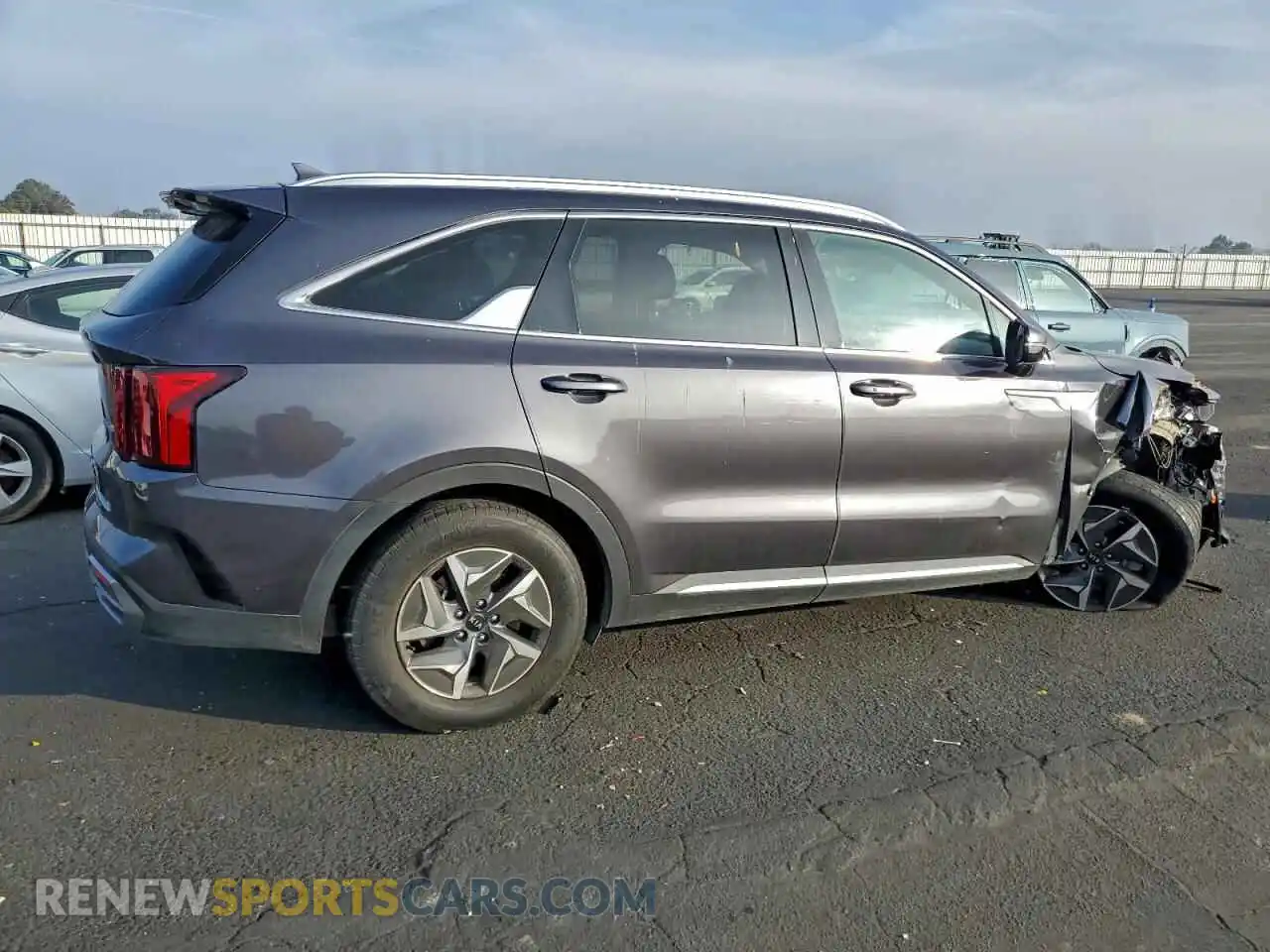 3 Photograph of a damaged car KNDRH4LG8M5044899 KIA SORENTO 2021