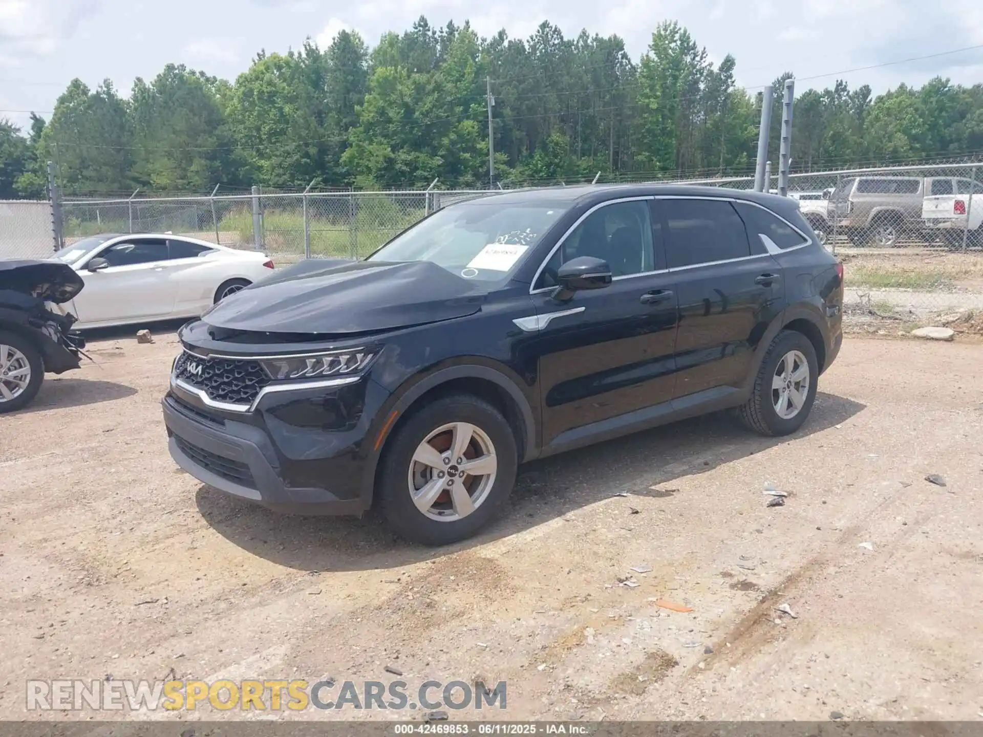 2 Photograph of a damaged car 5XYRG4LC0NG095533 KIA SORENTO 2022