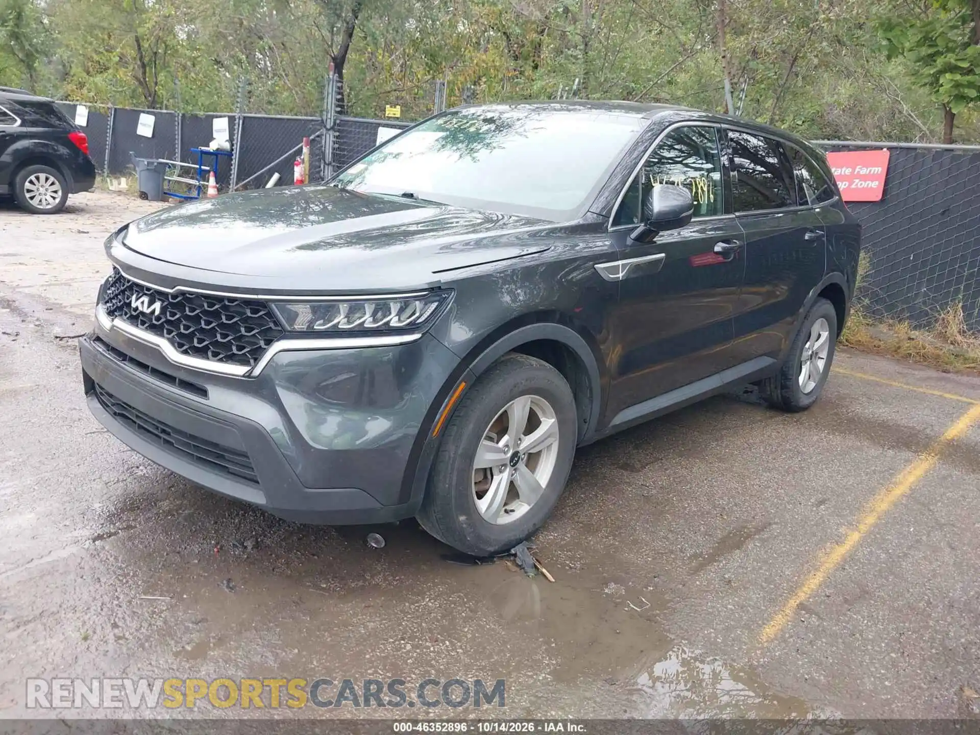 2 Photograph of a damaged car 5XYRG4LC0NG100777 KIA SORENTO 2022