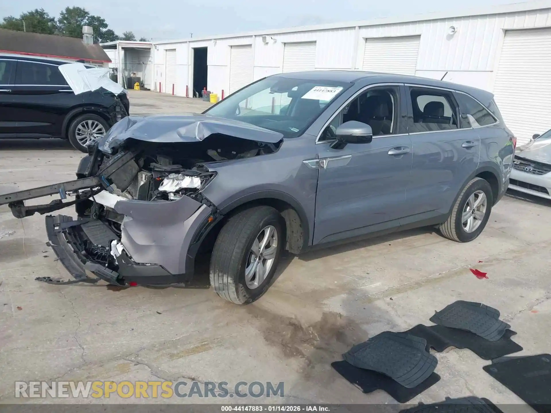 2 Photograph of a damaged car 5XYRG4LC1NG100397 KIA SORENTO 2022