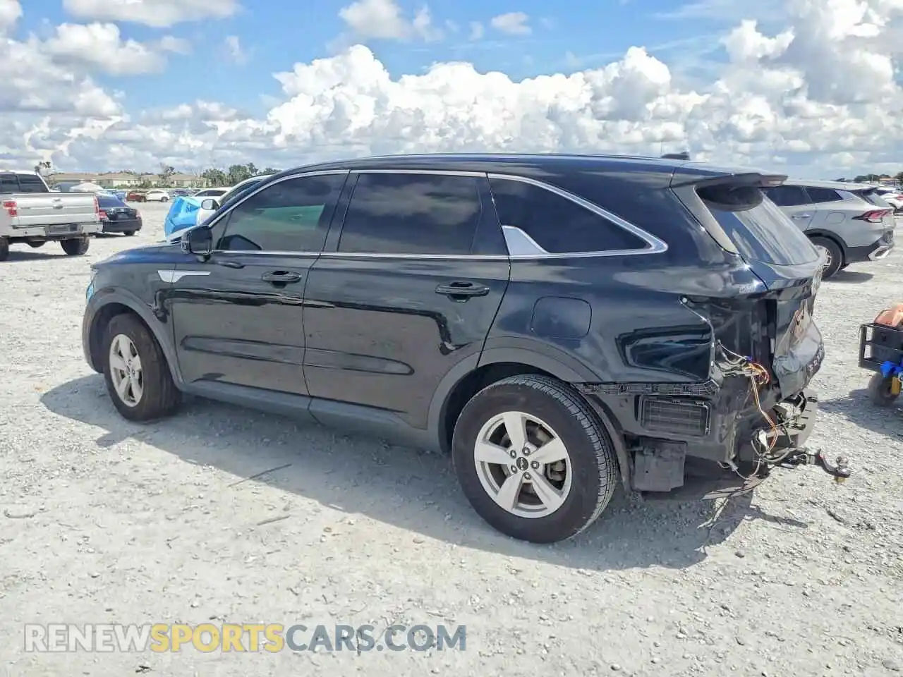 2 Photograph of a damaged car 5XYRG4LC2NG074635 KIA SORENTO 2022