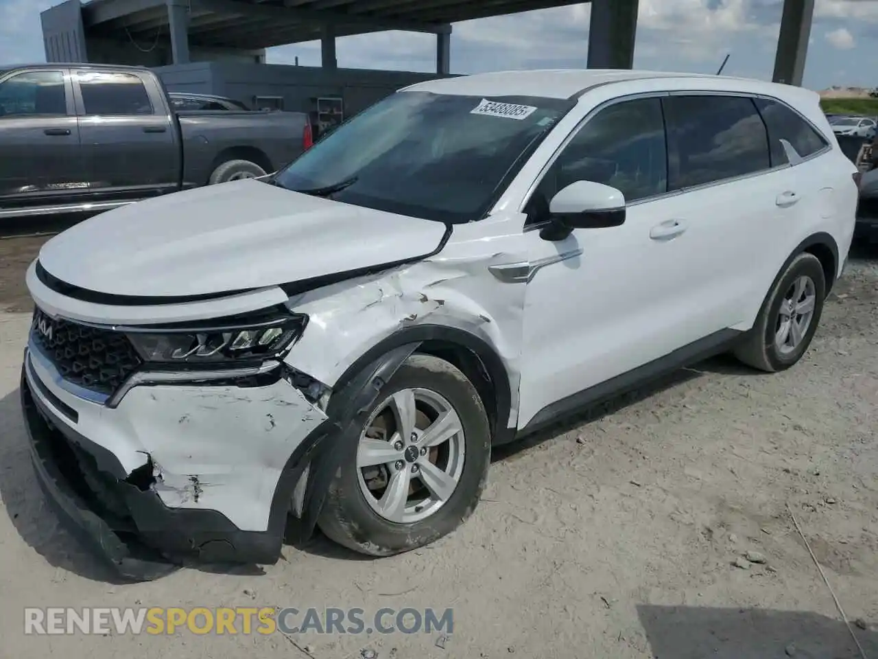1 Photograph of a damaged car 5XYRG4LC2NG085408 KIA SORENTO 2022