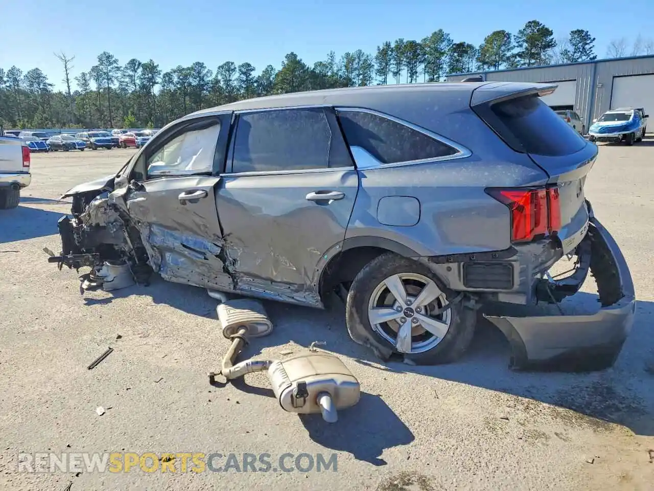2 Photograph of a damaged car 5XYRG4LC2NG119329 KIA SORENTO 2022