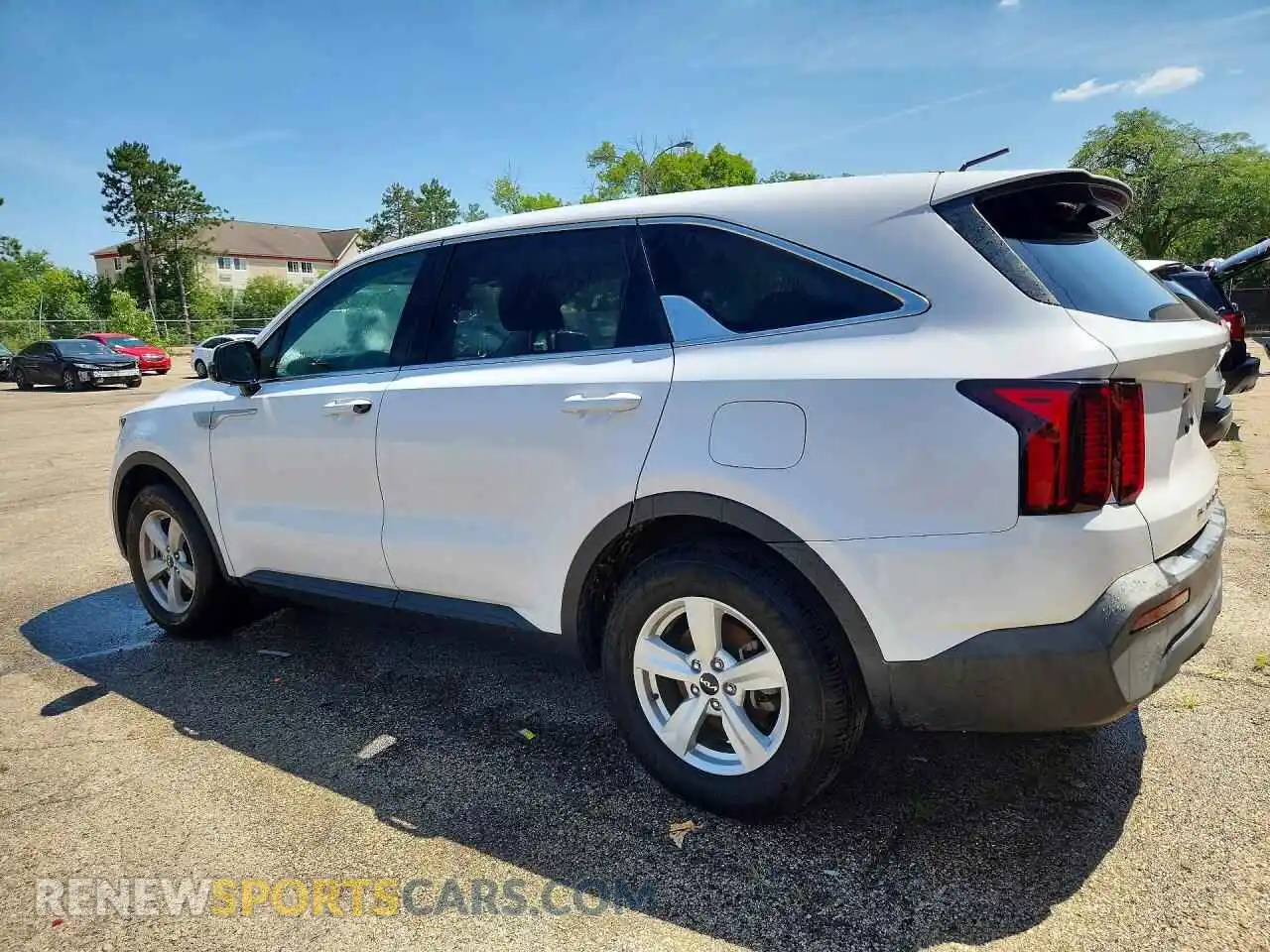 2 Photograph of a damaged car 5XYRG4LC3NG110526 KIA SORENTO 2022