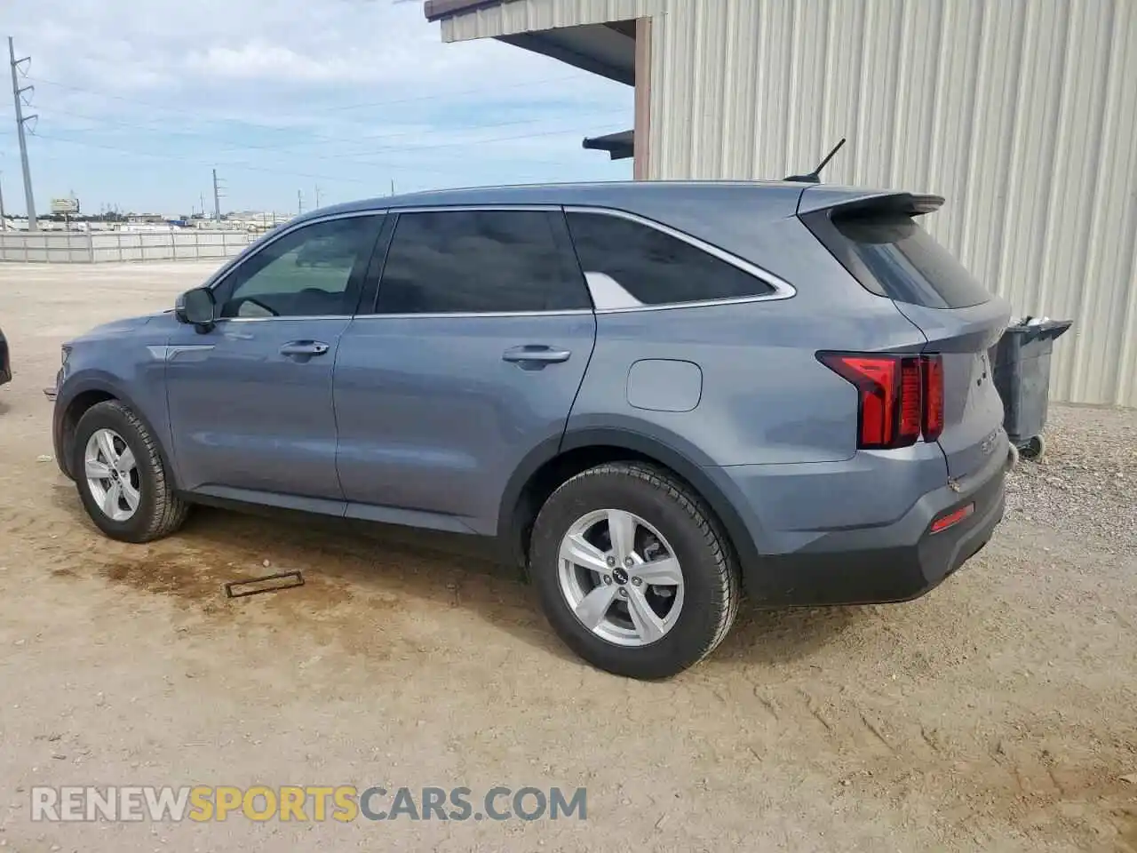 2 Photograph of a damaged car 5XYRG4LC4NG074748 KIA SORENTO 2022