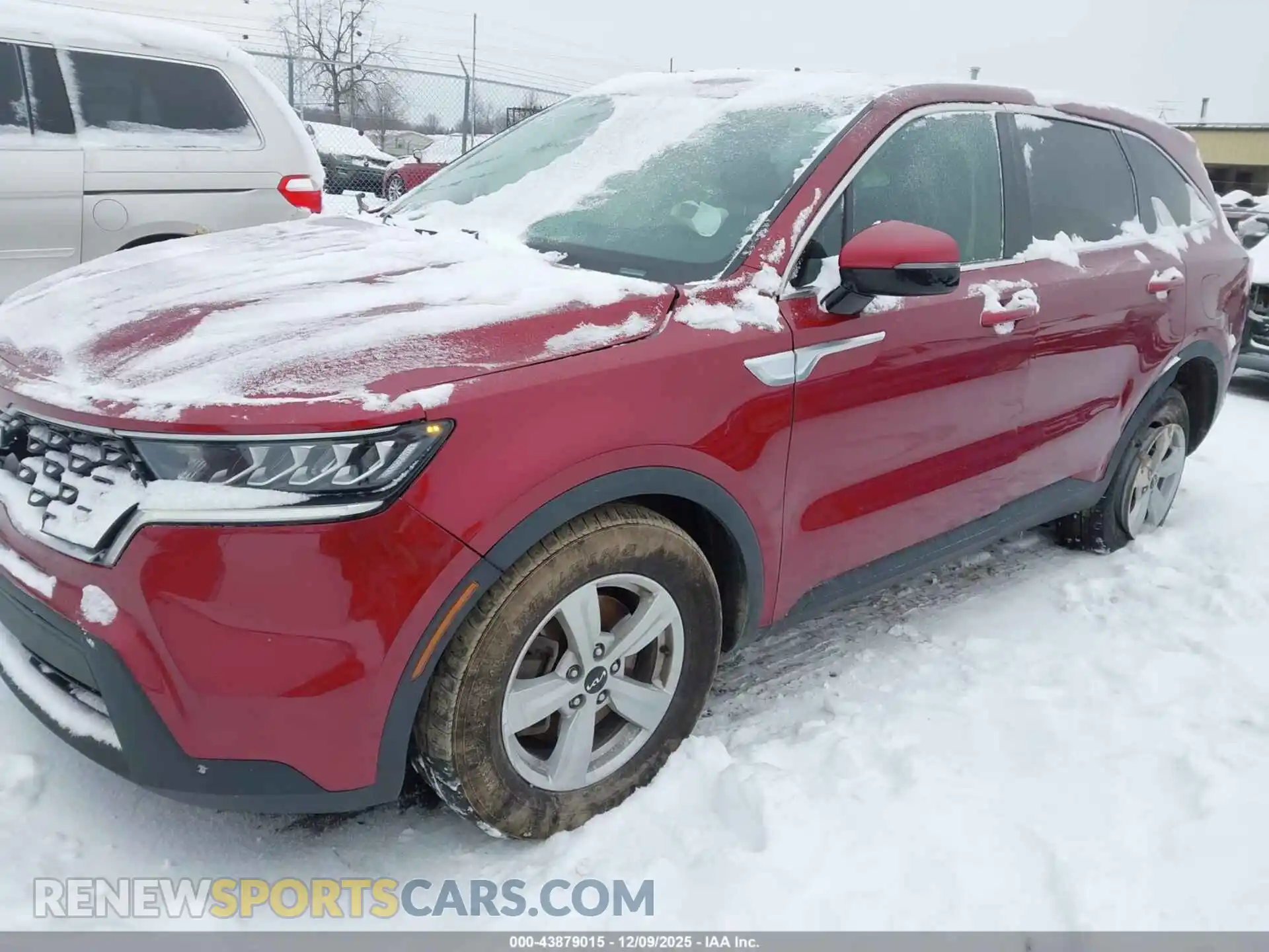 2 Photograph of a damaged car 5XYRG4LC4NG109255 KIA SORENTO 2022