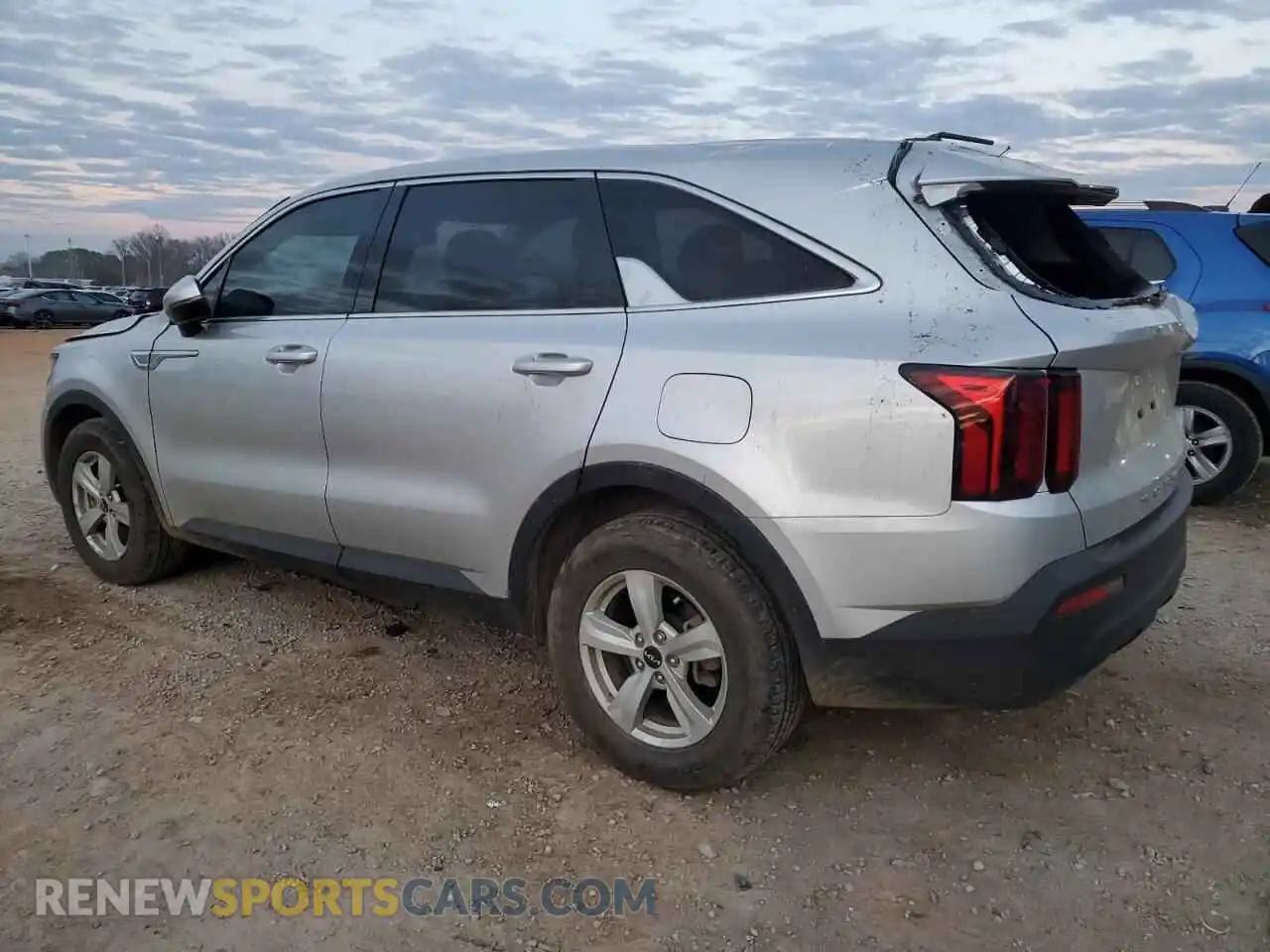 2 Photograph of a damaged car 5XYRG4LC5NG138053 KIA SORENTO 2022