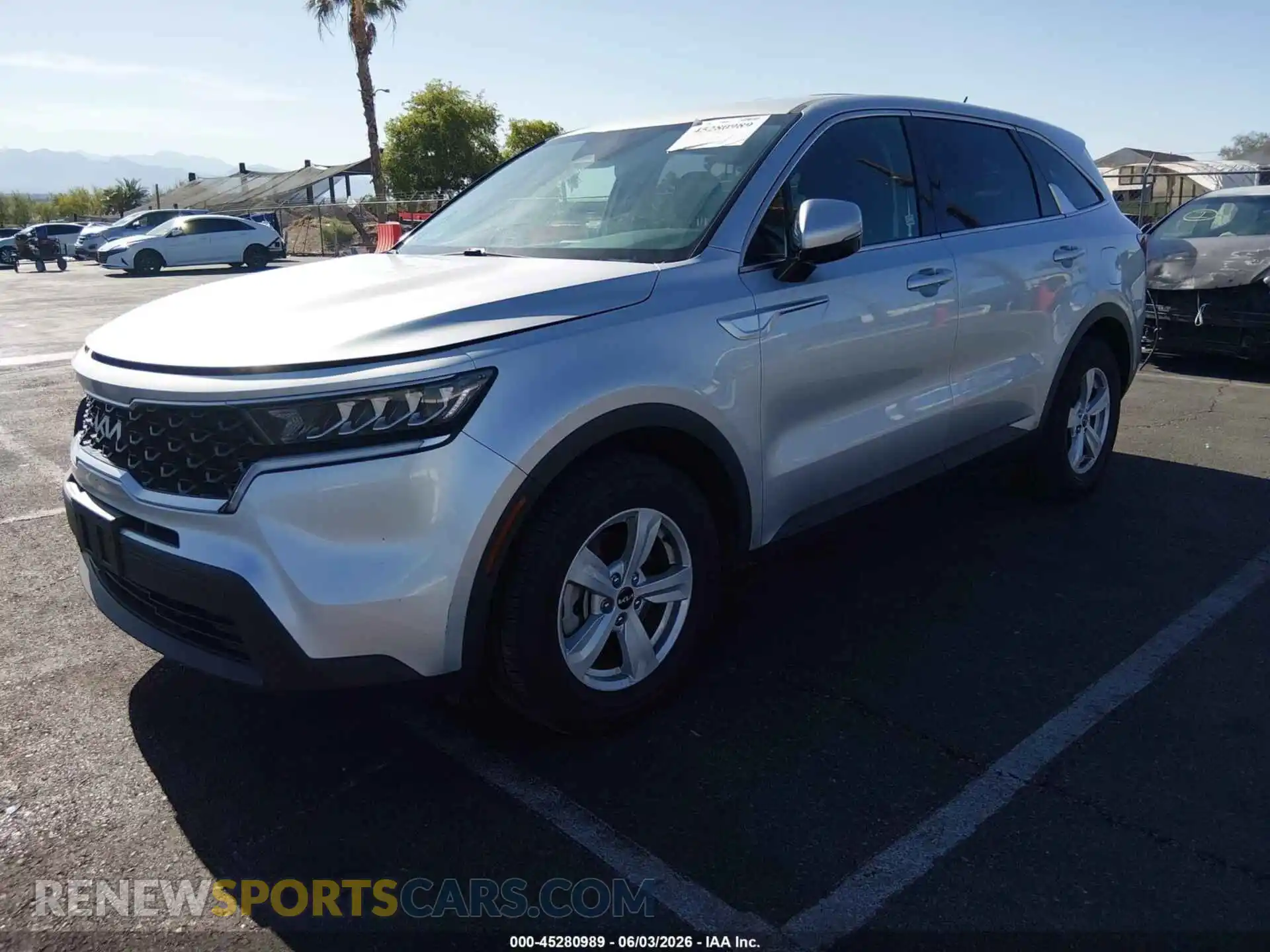 2 Photograph of a damaged car 5XYRG4LC6NG118748 KIA SORENTO 2022
