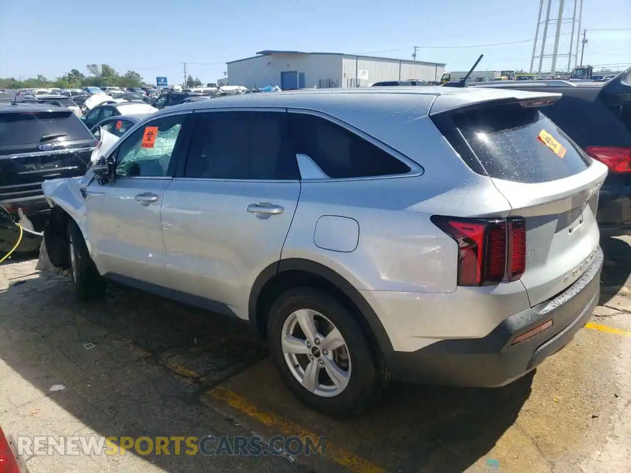 2 Photograph of a damaged car 5XYRG4LCXNG079582 KIA SORENTO 2022