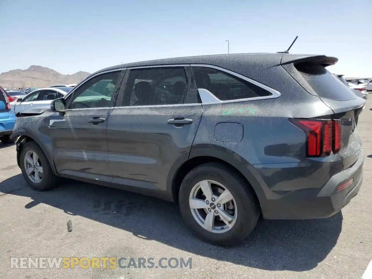 2 Photograph of a damaged car 5XYRG4LCXNG083129 KIA SORENTO 2022