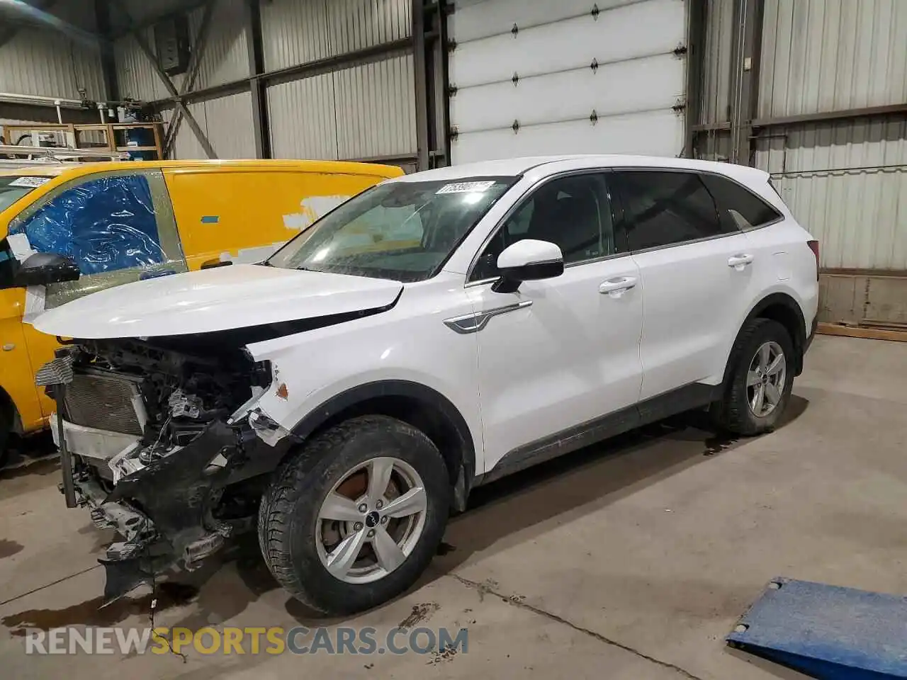 1 Photograph of a damaged car 5XYRGDLC0NG095189 KIA SORENTO 2022