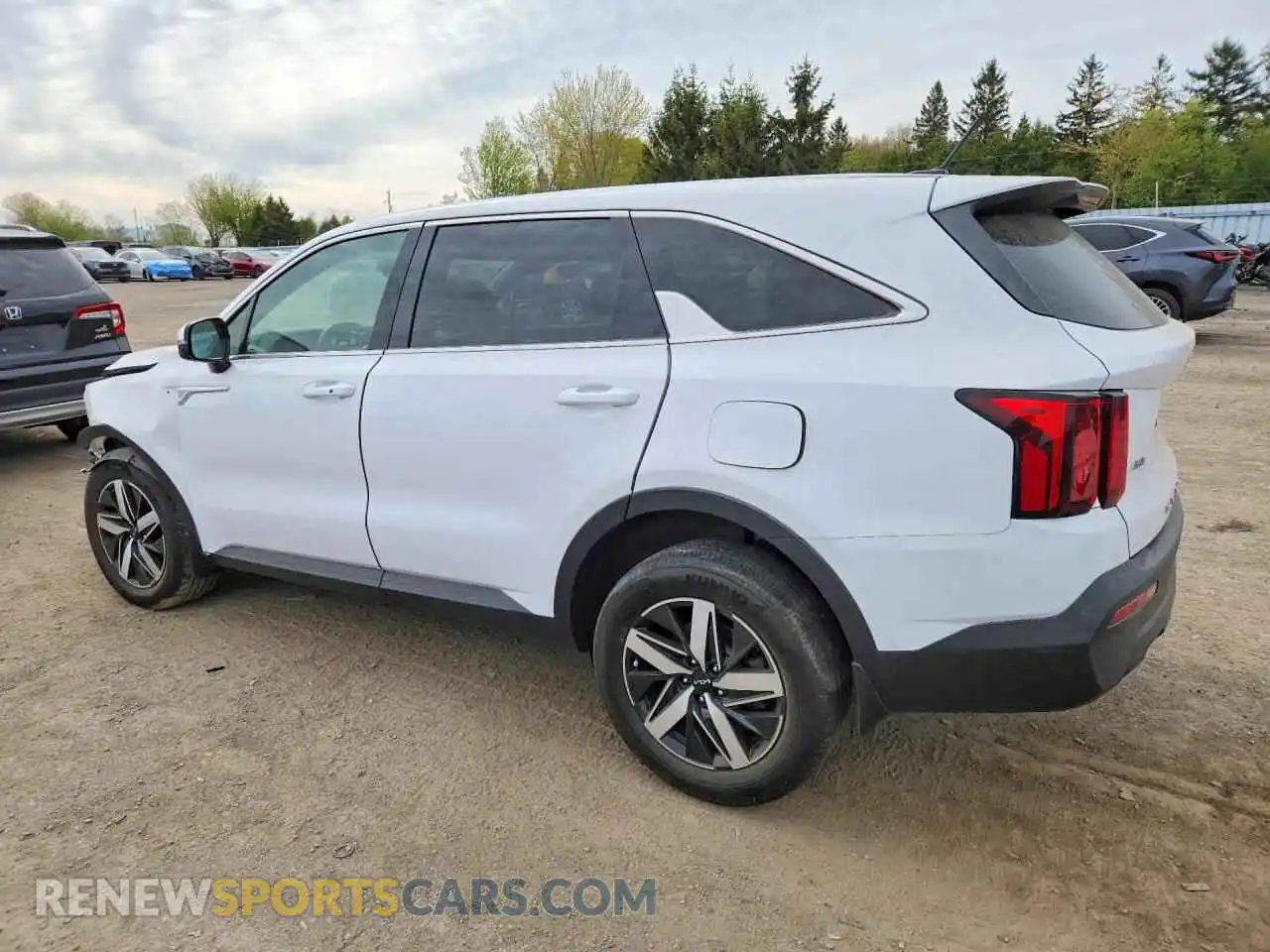 2 Photograph of a damaged car 5XYRGDLC1NG107141 KIA SORENTO 2022
