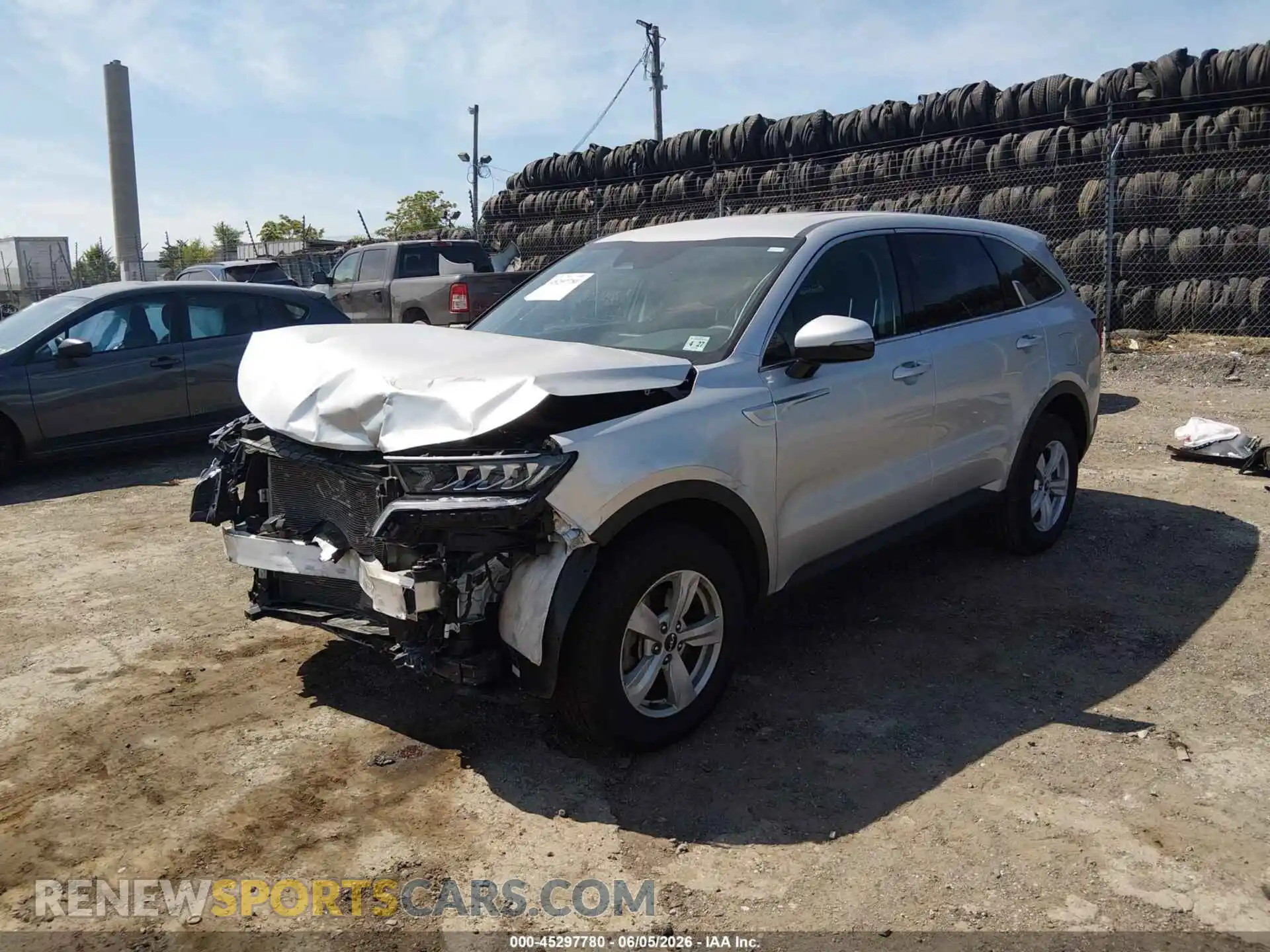2 Photograph of a damaged car 5XYRGDLC3NG115080 KIA SORENTO 2022