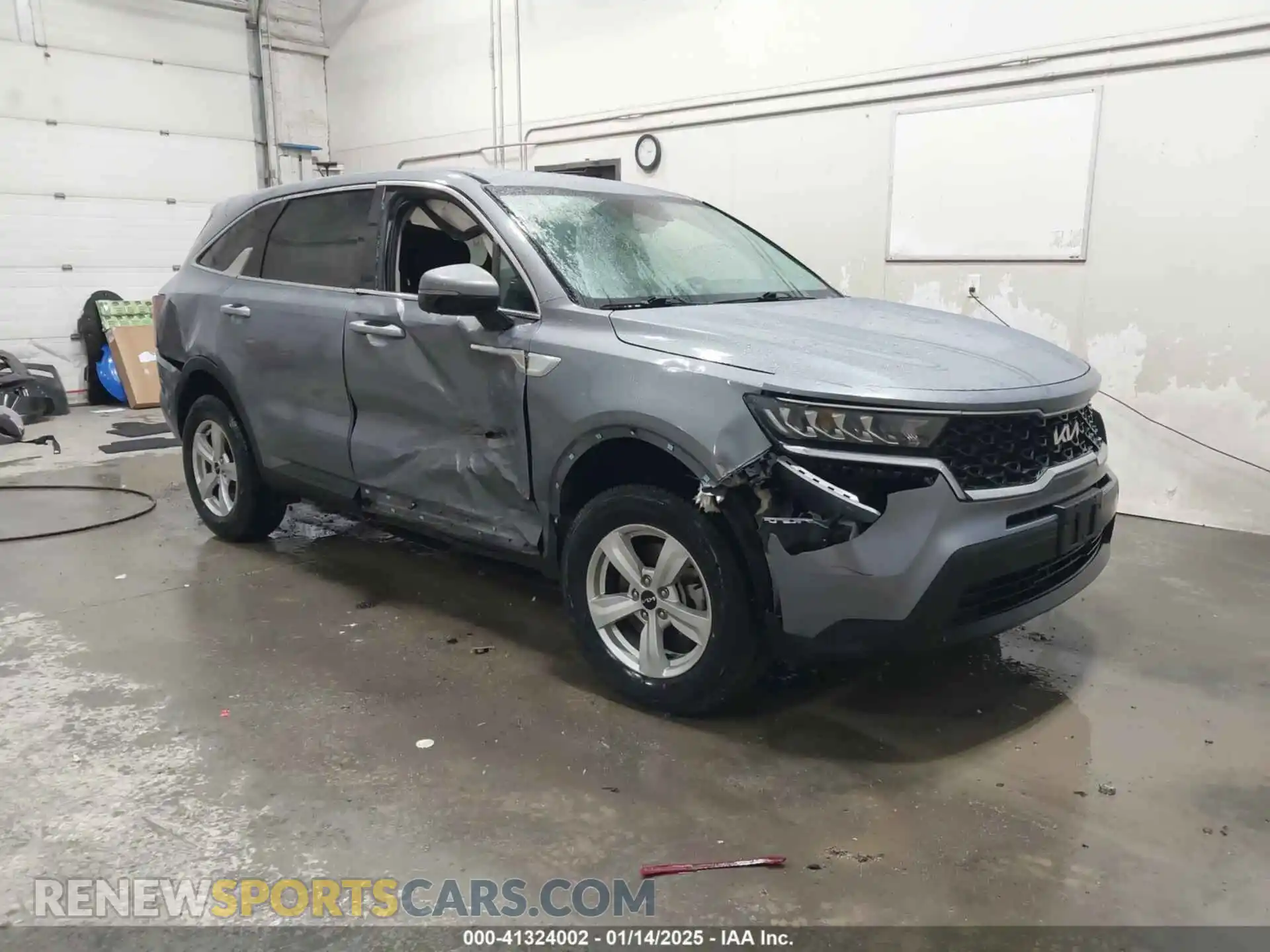 1 Photograph of a damaged car 5XYRGDLC3NG117573 KIA SORENTO 2022