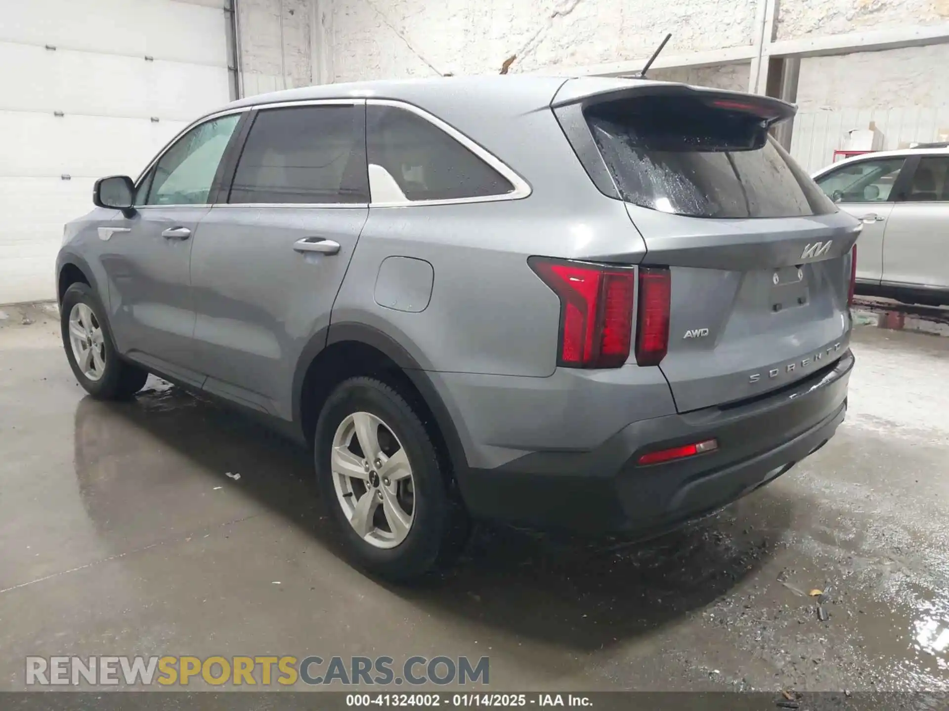 3 Photograph of a damaged car 5XYRGDLC3NG117573 KIA SORENTO 2022