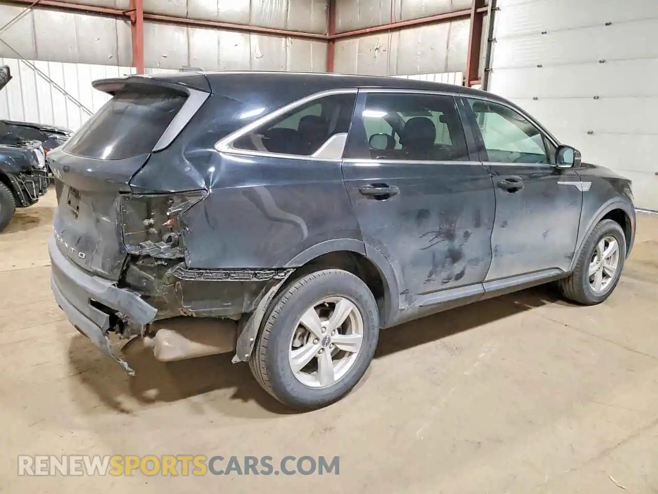 3 Photograph of a damaged car 5XYRGDLC3NG121803 KIA SORENTO 2022