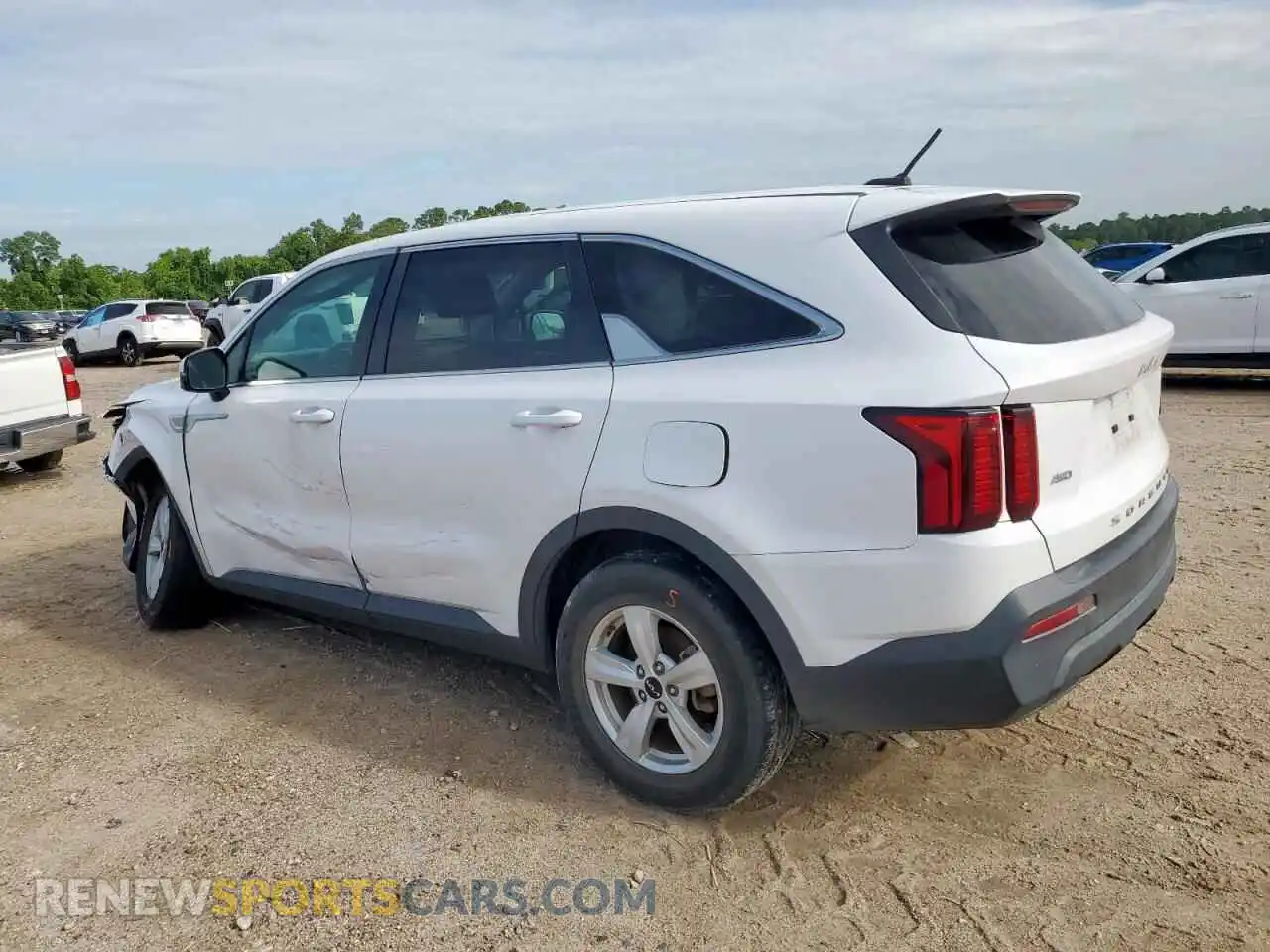 2 Photograph of a damaged car 5XYRGDLC4NG077892 KIA SORENTO 2022