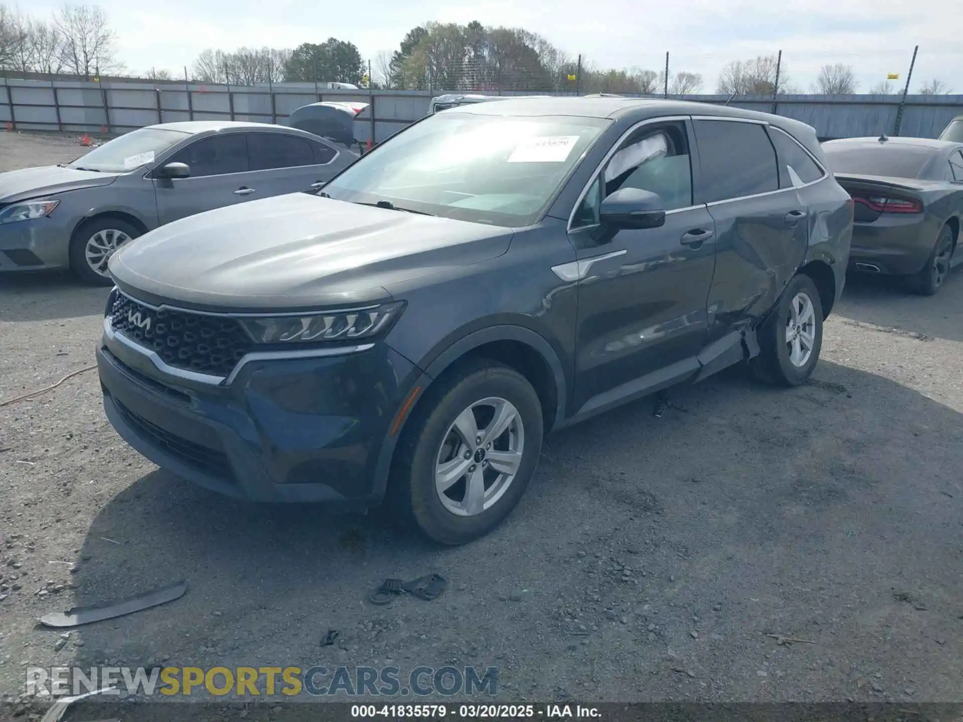 2 Photograph of a damaged car 5XYRGDLC4NG084017 KIA SORENTO 2022