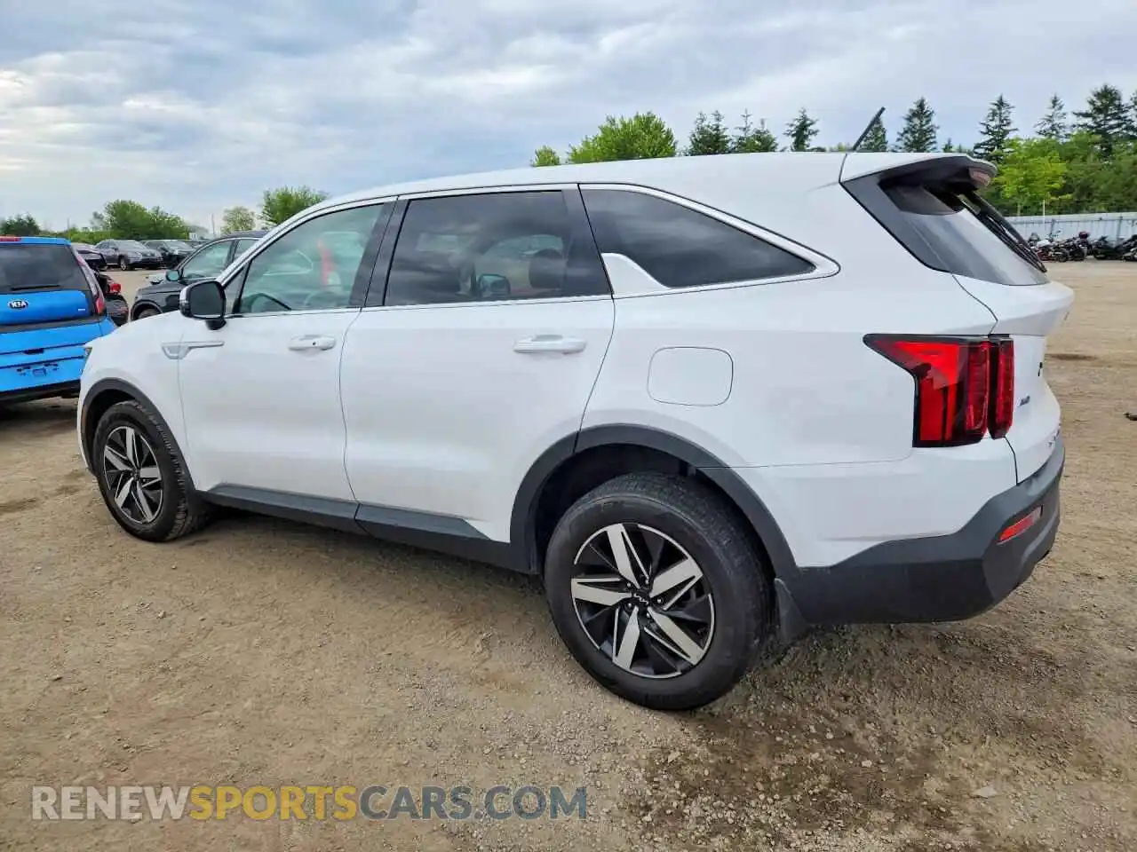 2 Photograph of a damaged car 5XYRGDLC4NG093848 KIA SORENTO 2022