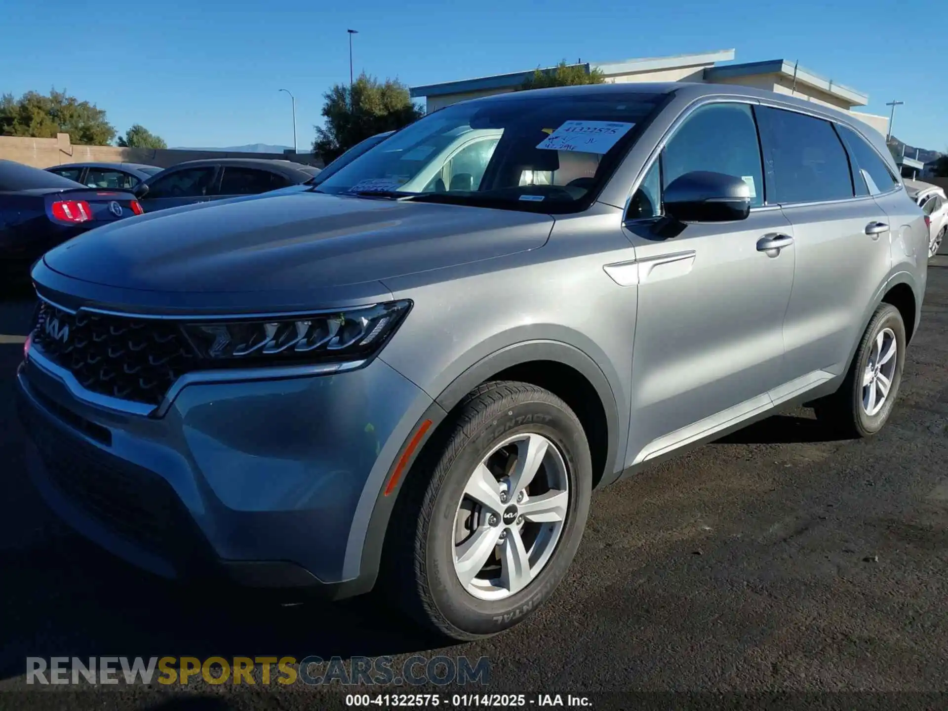 2 fotografías del automóvil dañado 5XYRGDLC4NG120322 KIA SORENTO 2022
