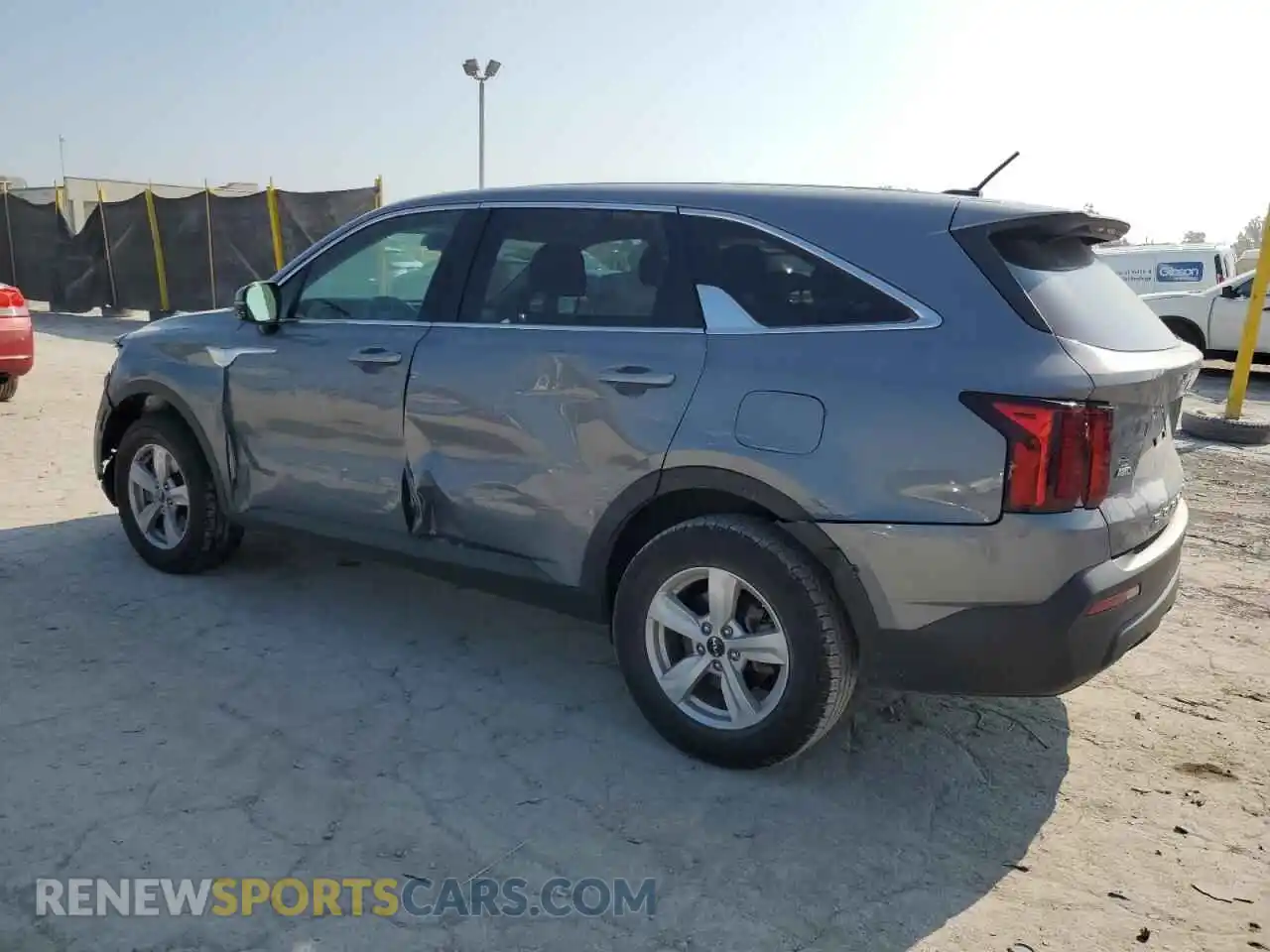 2 Photograph of a damaged car 5XYRGDLC4NG123172 KIA SORENTO 2022