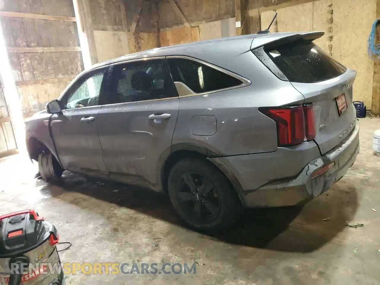 2 Photograph of a damaged car 5XYRGDLC5NG105960 KIA SORENTO 2022