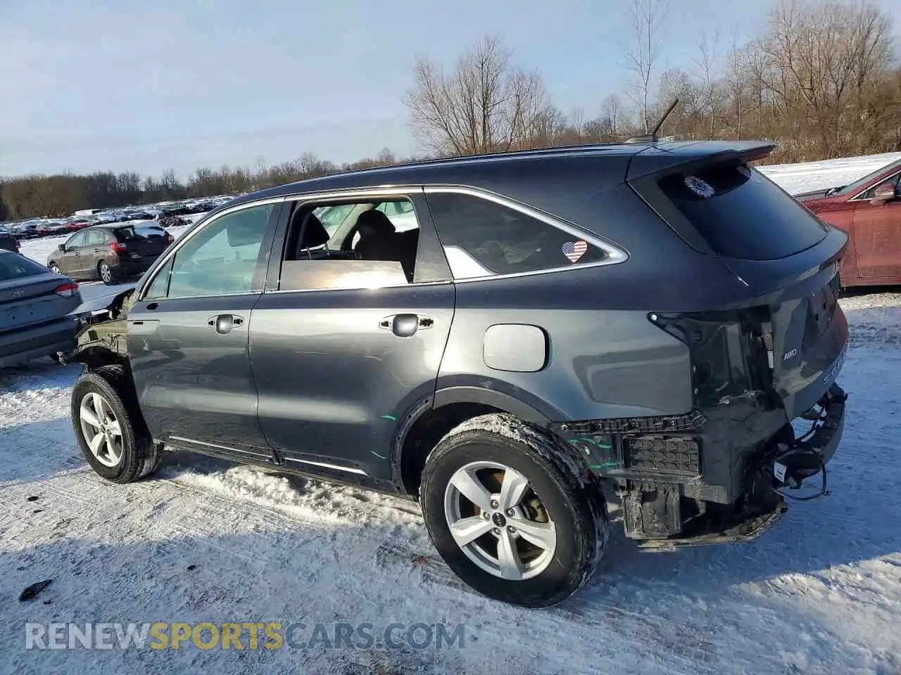 2 Photograph of a damaged car 5XYRGDLC6NG081927 KIA SORENTO 2022