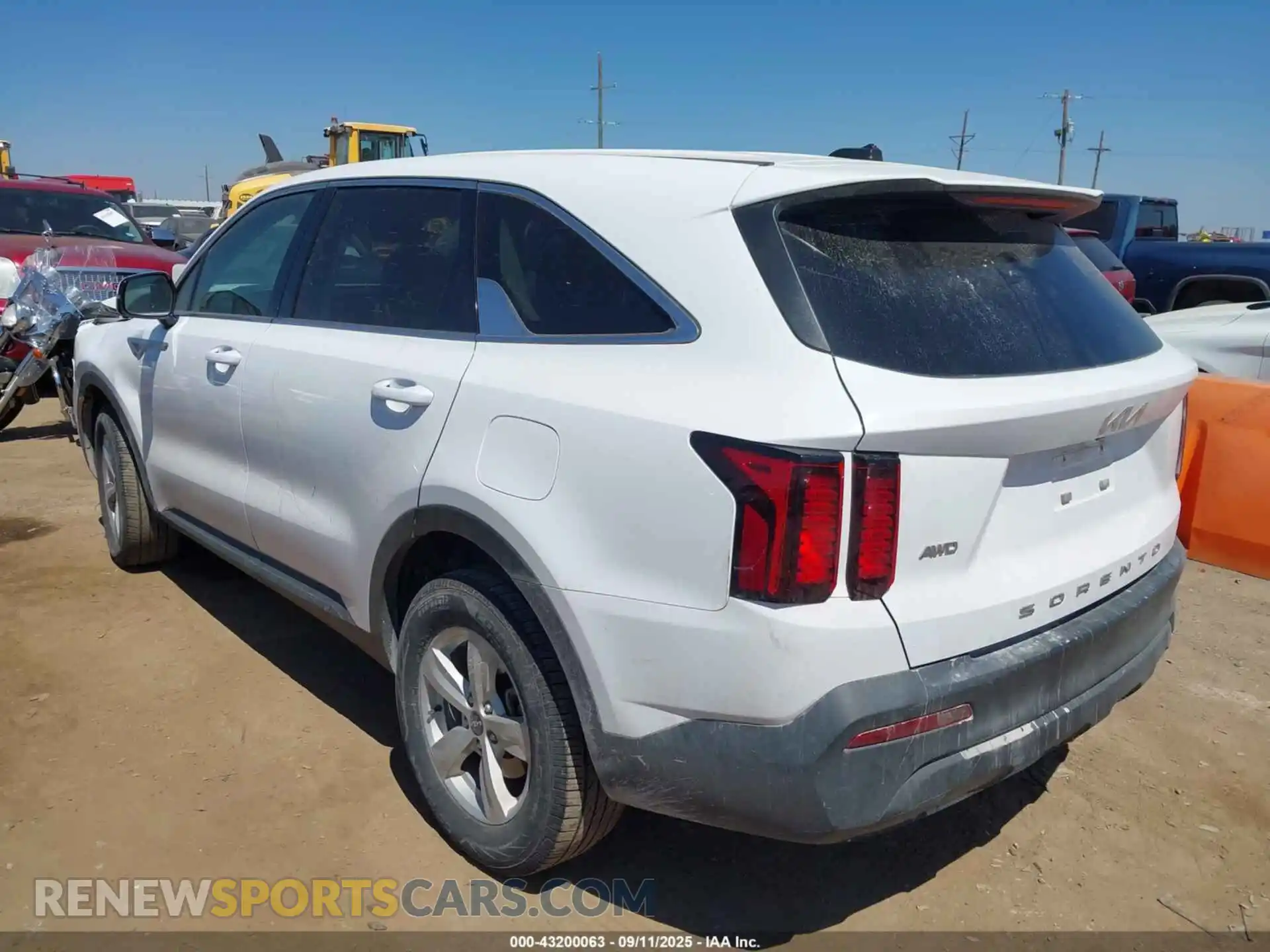 3 Photograph of a damaged car 5XYRGDLC6NG094063 KIA SORENTO 2022