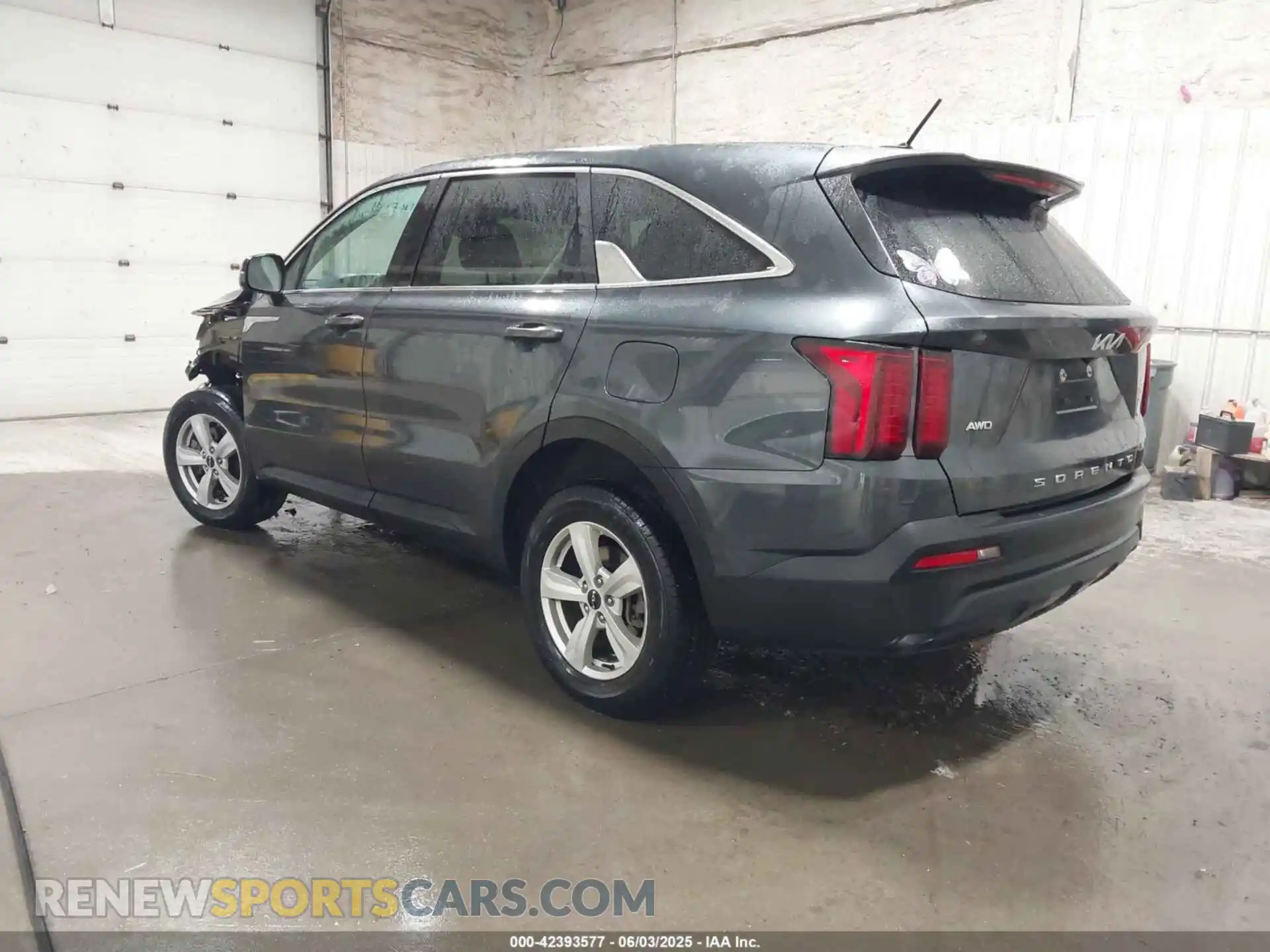 3 Photograph of a damaged car 5XYRGDLC7NG100923 KIA SORENTO 2022