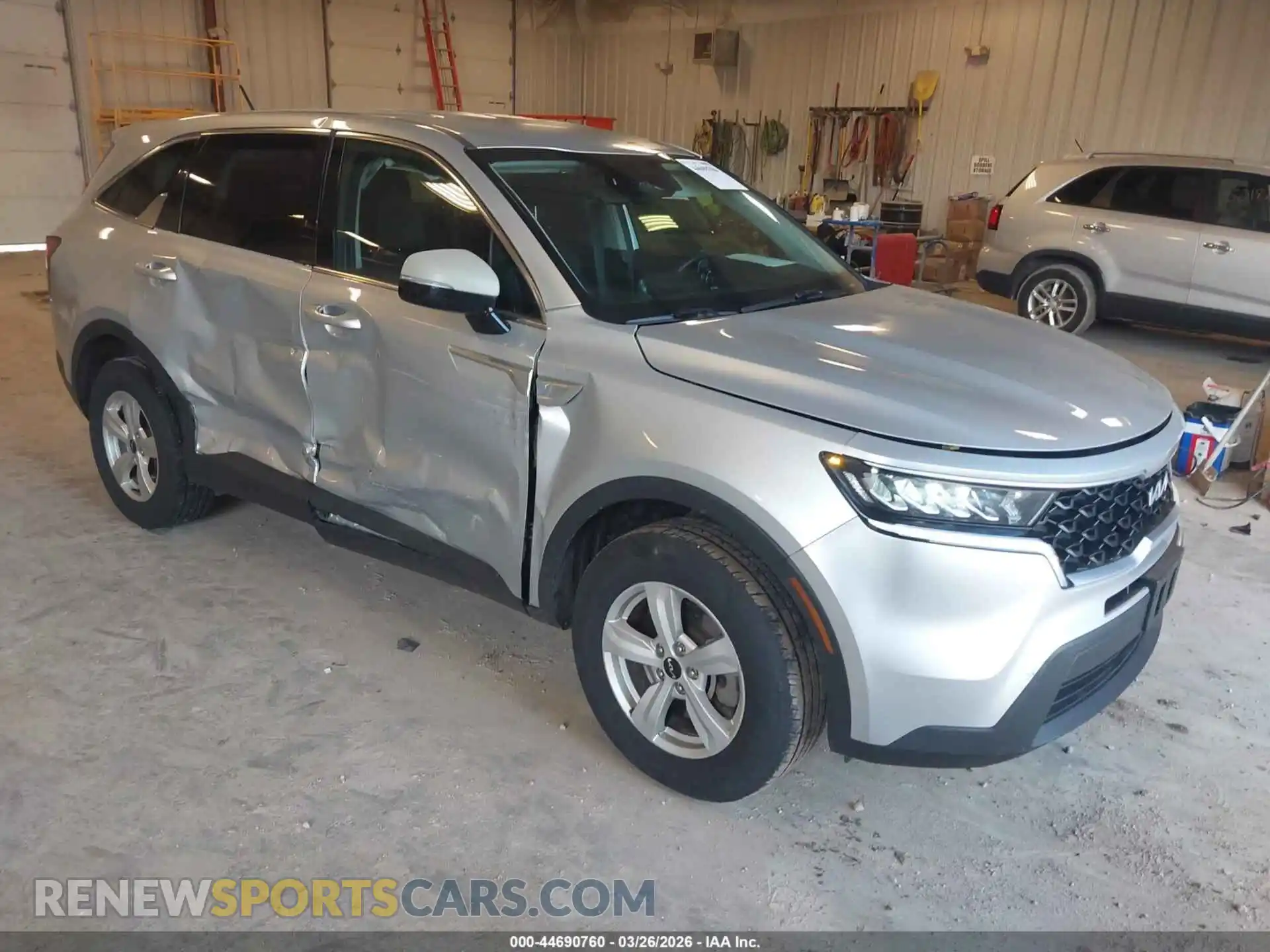 1 Photograph of a damaged car 5XYRGDLC8NG084098 KIA SORENTO 2022