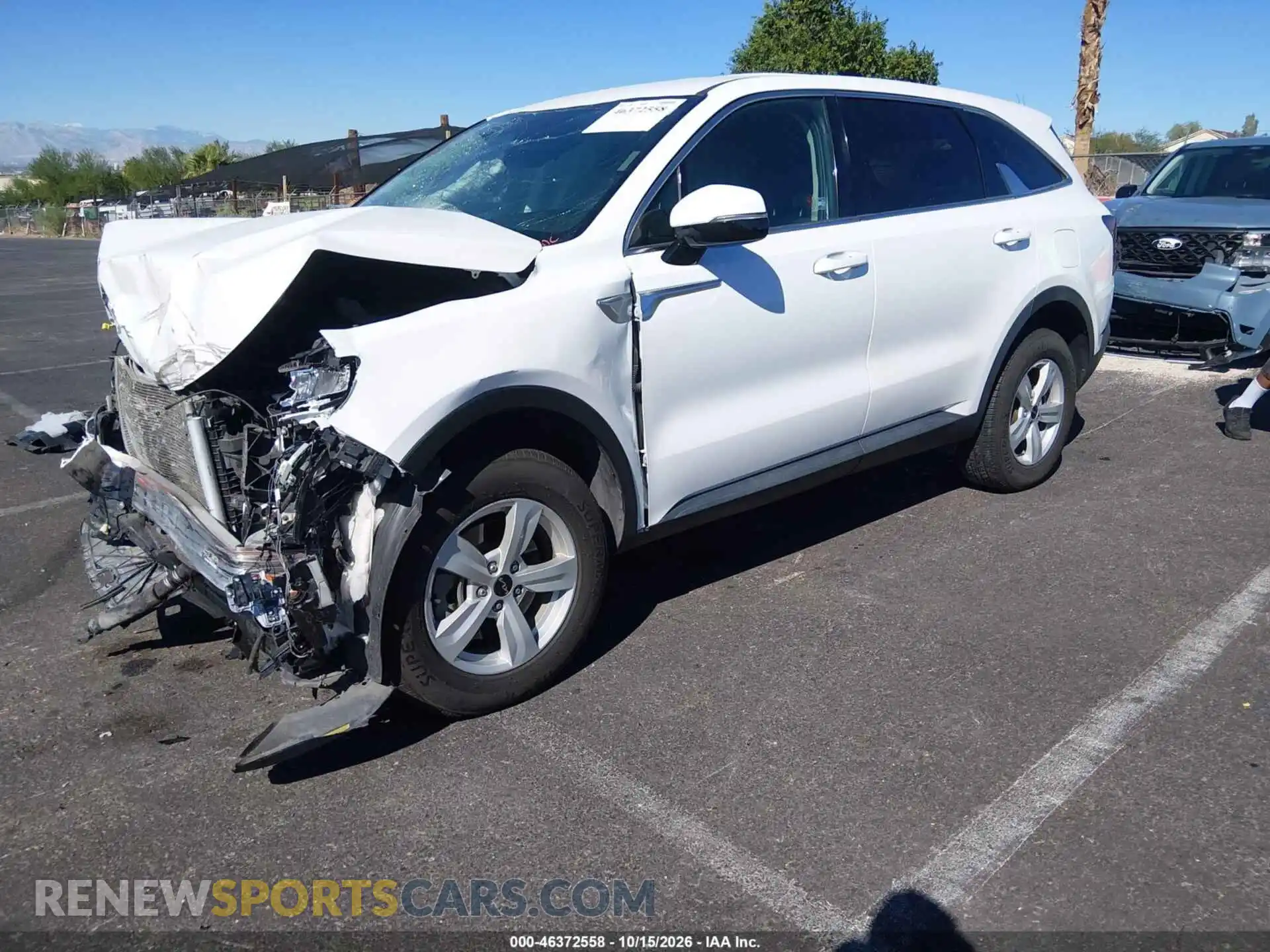 2 fotografías del automóvil dañado 5XYRGDLC8NG086305 KIA SORENTO 2022