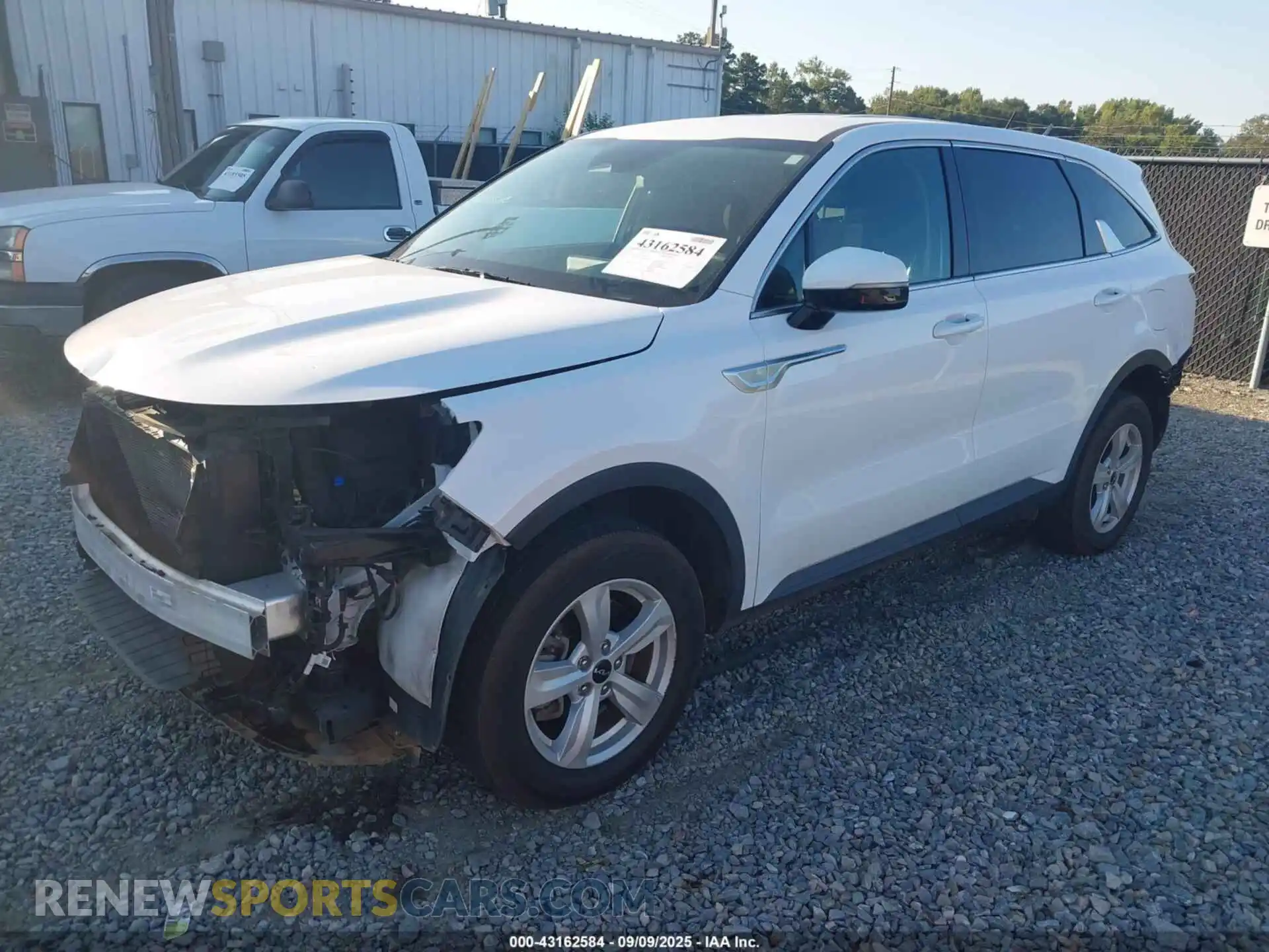 2 Photograph of a damaged car 5XYRGDLC8NG110408 KIA SORENTO 2022
