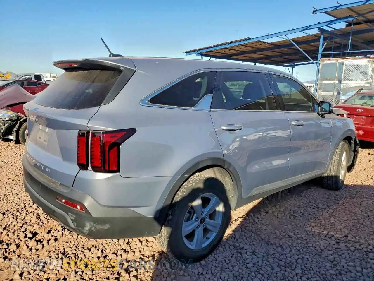 3 Photograph of a damaged car 5XYRGDLC9NG100342 KIA SORENTO 2022