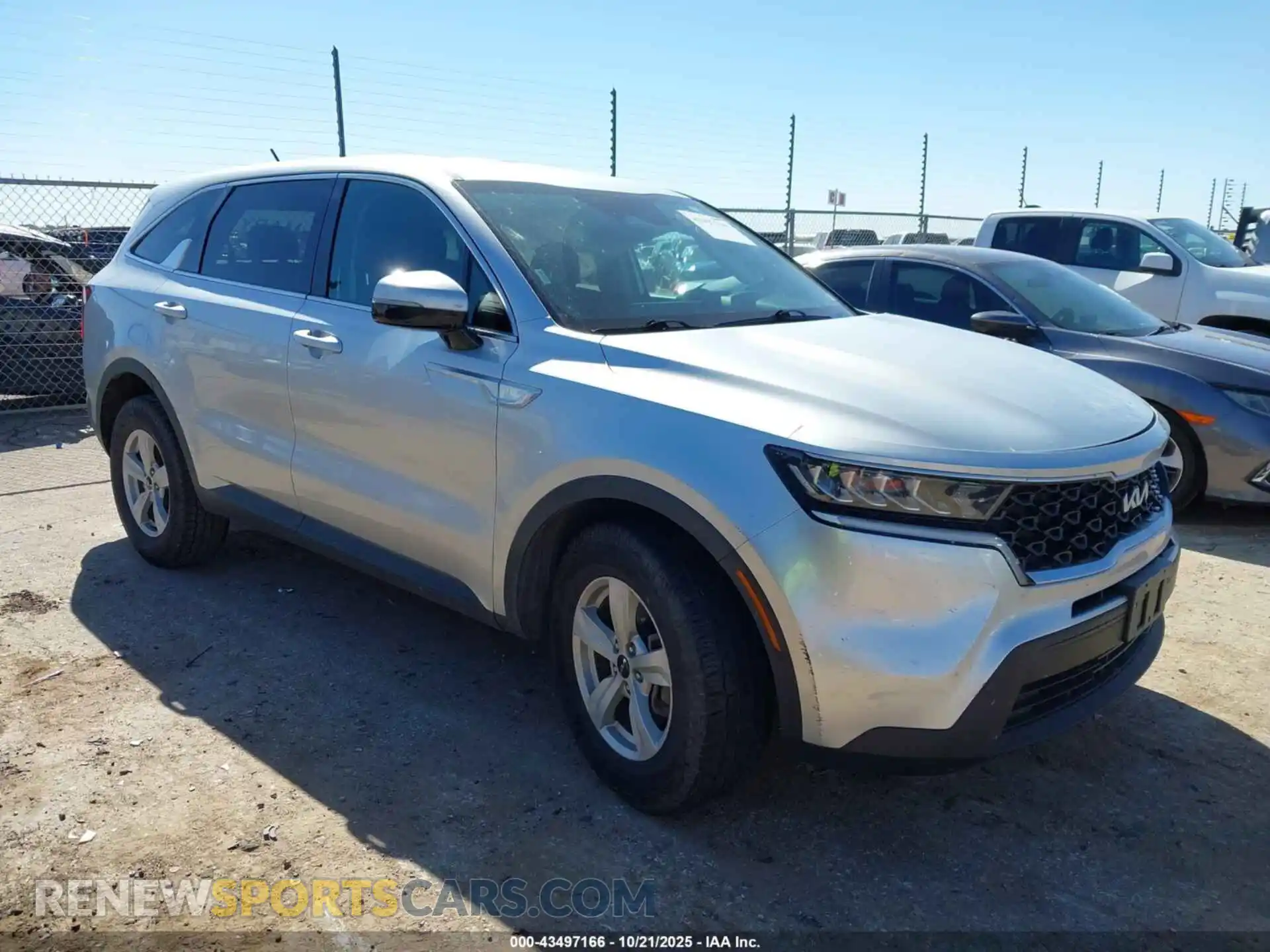 1 Photograph of a damaged car 5XYRGDLCXNG097676 KIA SORENTO 2022