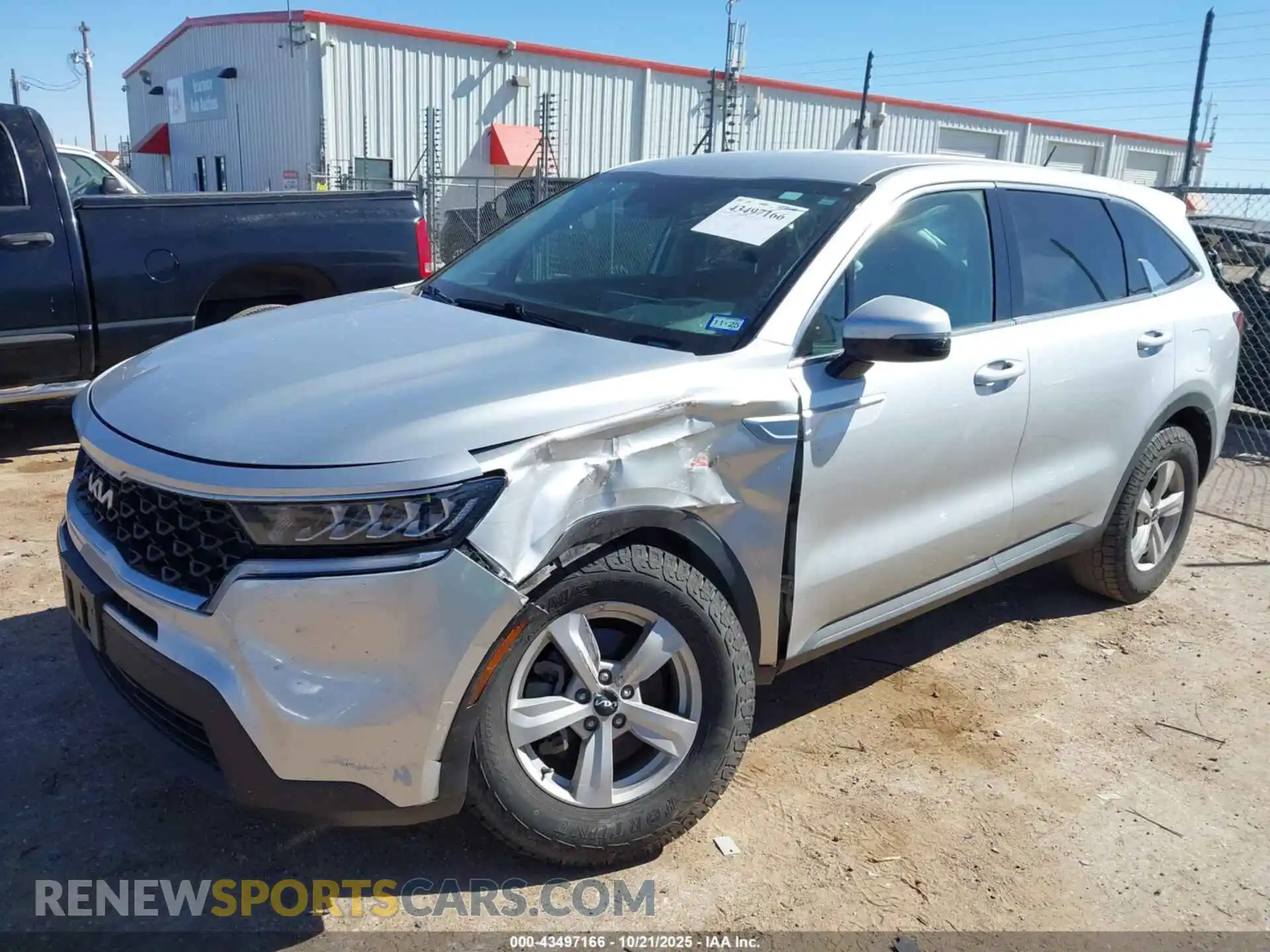 2 Photograph of a damaged car 5XYRGDLCXNG097676 KIA SORENTO 2022