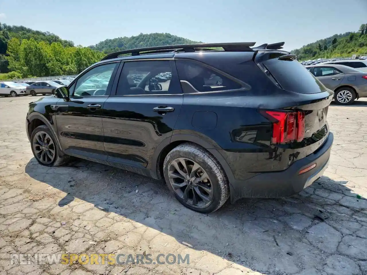 2 fotografías del automóvil dañado 5XYRHDLF9NG107959 KIA SORENTO 2022