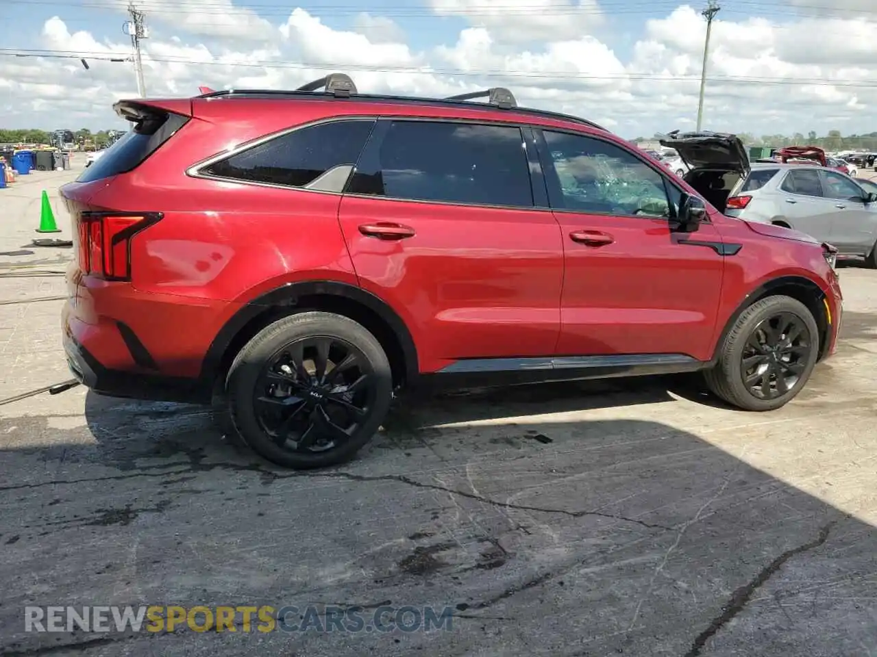 3 Photograph of a damaged car 5XYRK4LFXNG130037 KIA SORENTO 2022