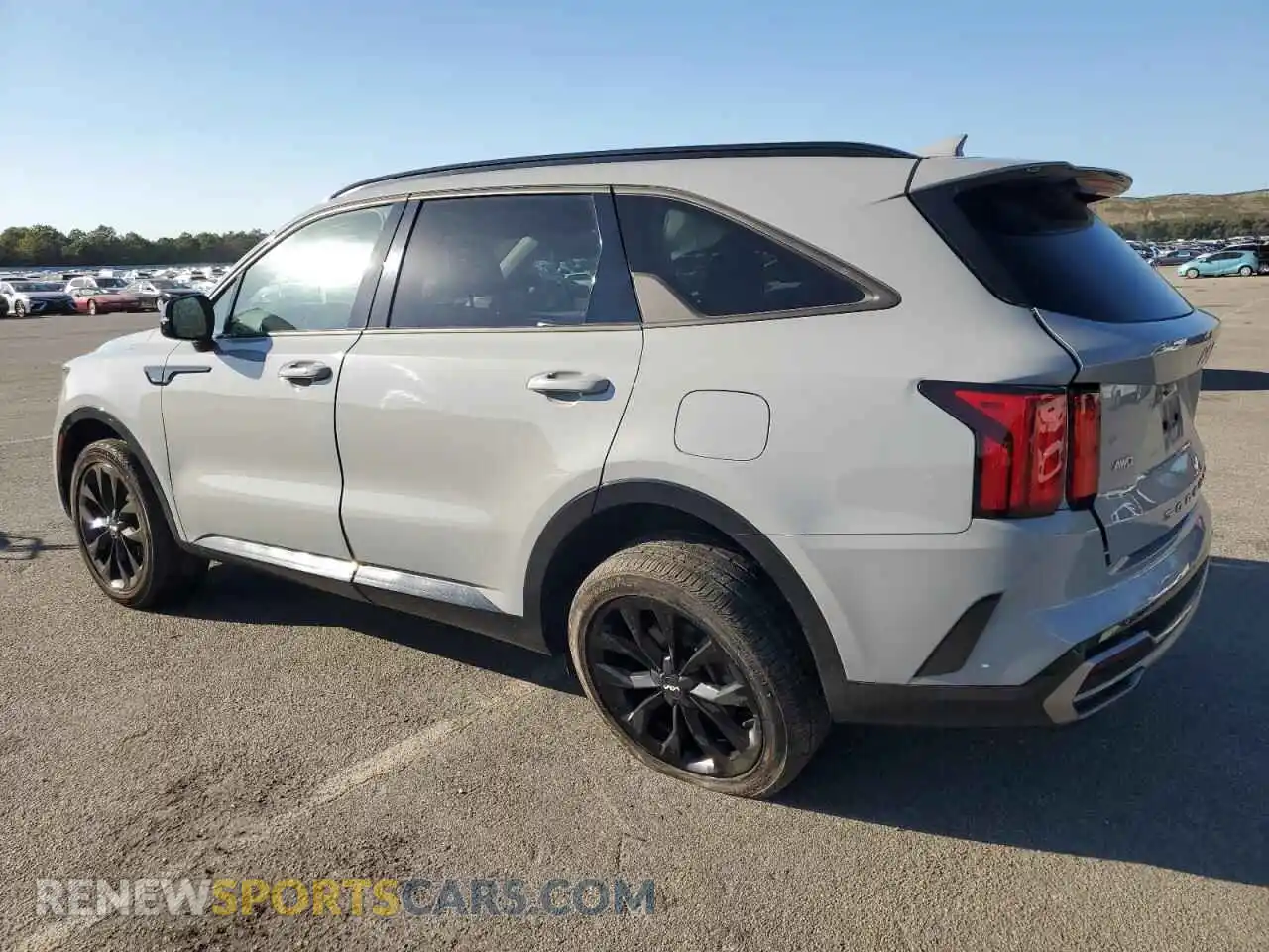 2 Photograph of a damaged car 5XYRKDLF2NG098779 KIA SORENTO 2022
