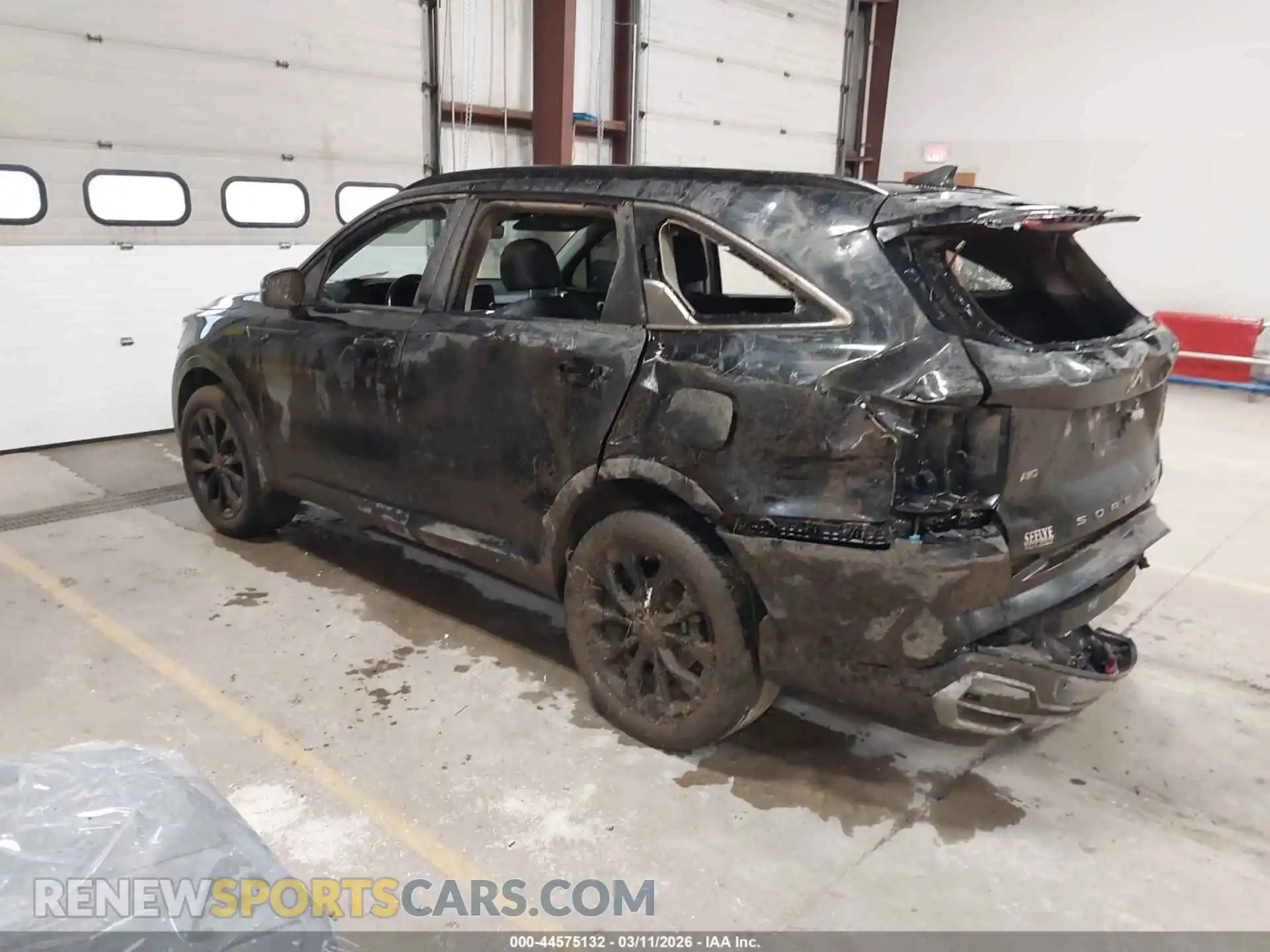 3 Photograph of a damaged car 5XYRKDLF2NG159189 KIA SORENTO 2022