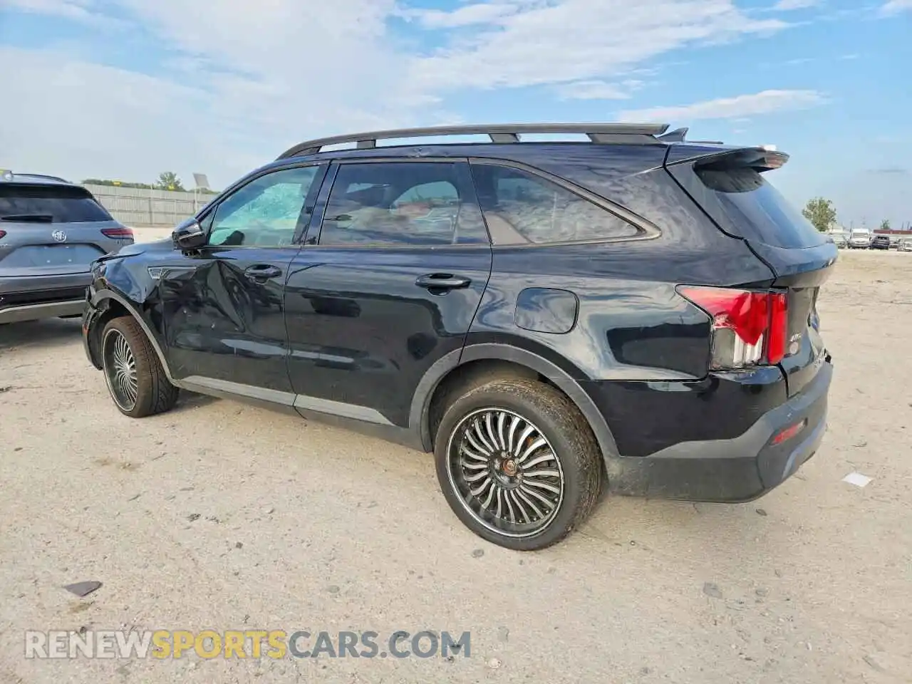 2 Photograph of a damaged car 5XYRKDLF4NG090652 KIA SORENTO 2022