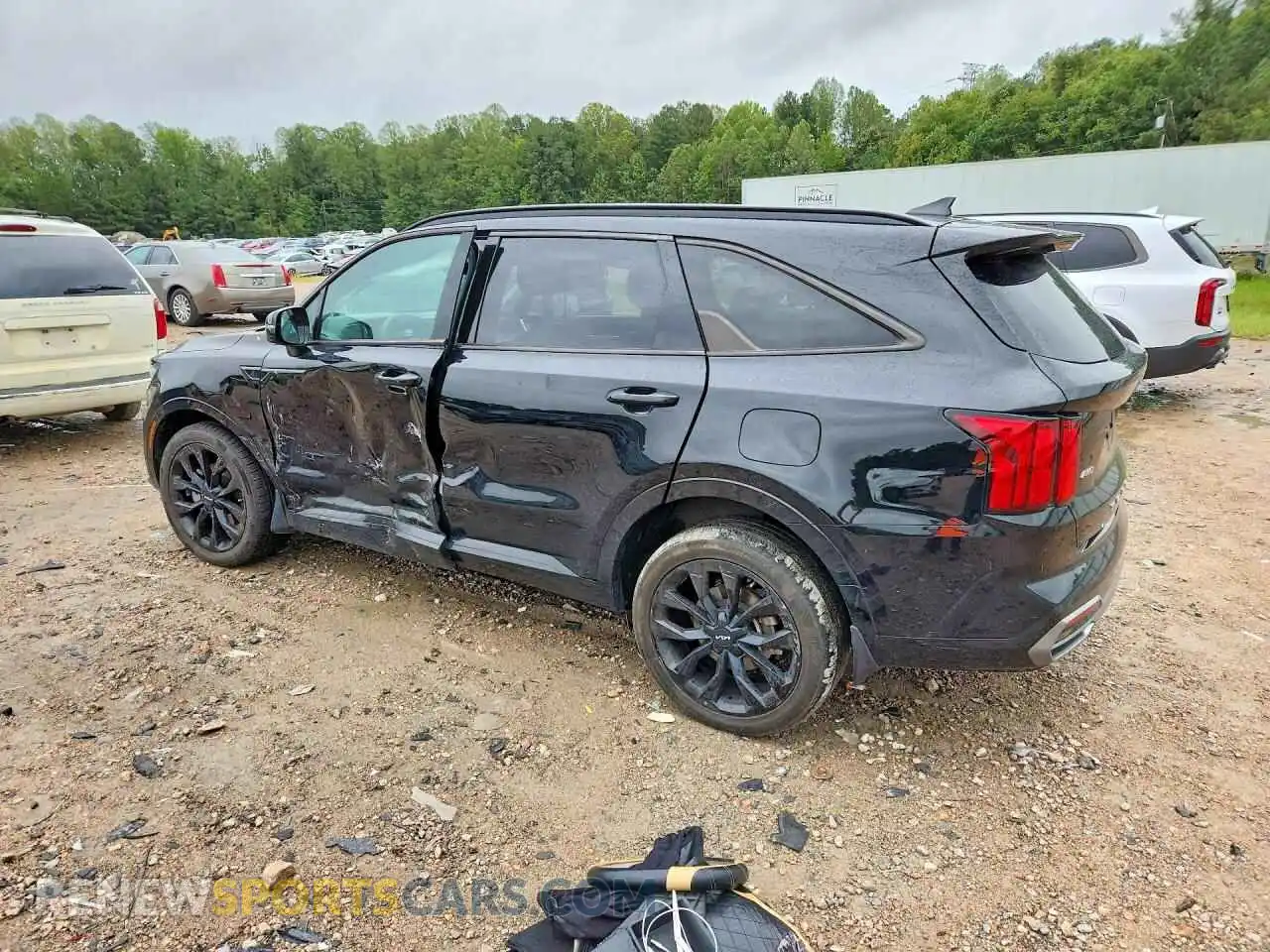2 Photograph of a damaged car 5XYRKDLF4NG119907 KIA SORENTO 2022