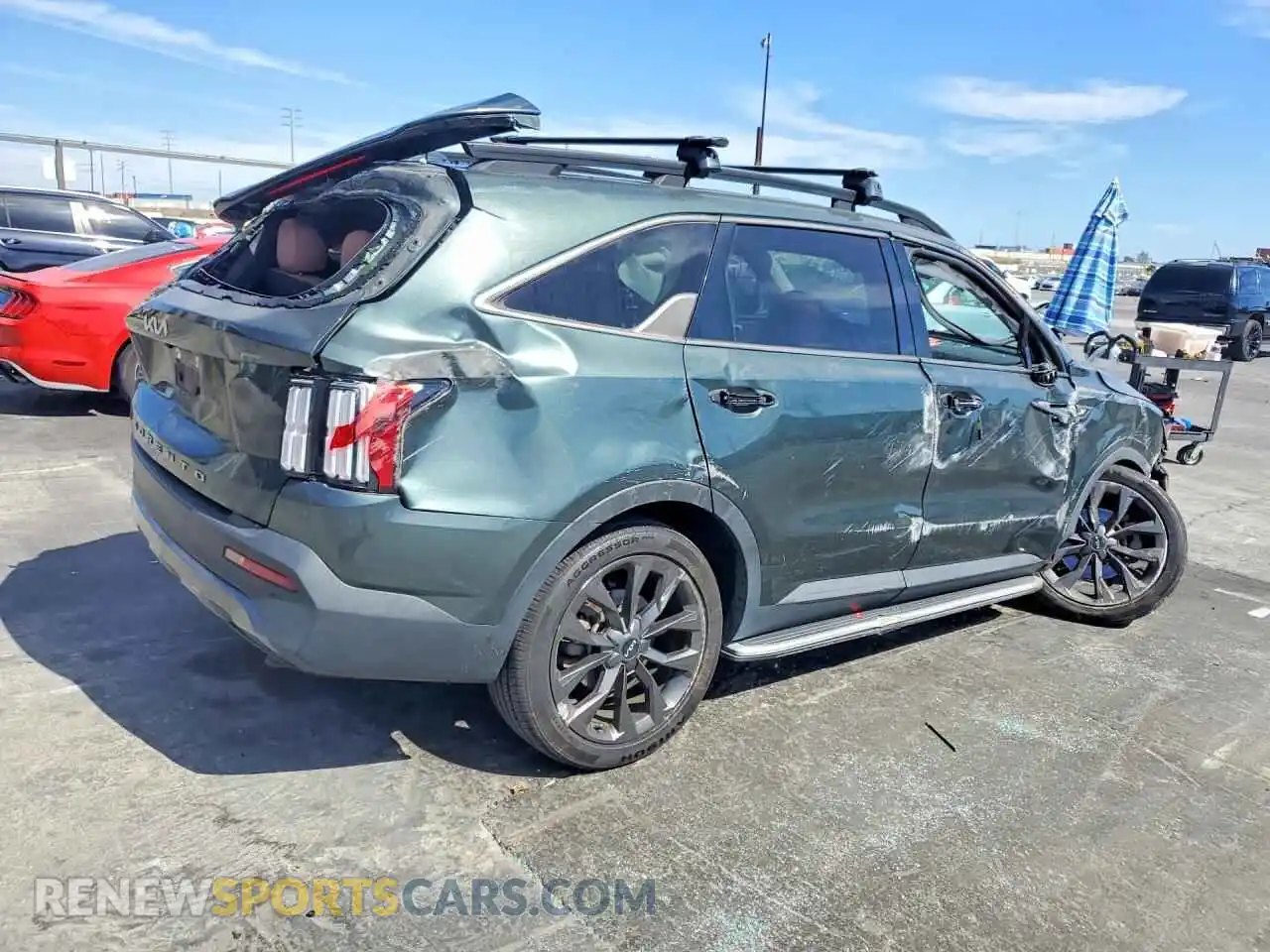 3 Photograph of a damaged car 5XYRKDLFXNG089621 KIA SORENTO 2022