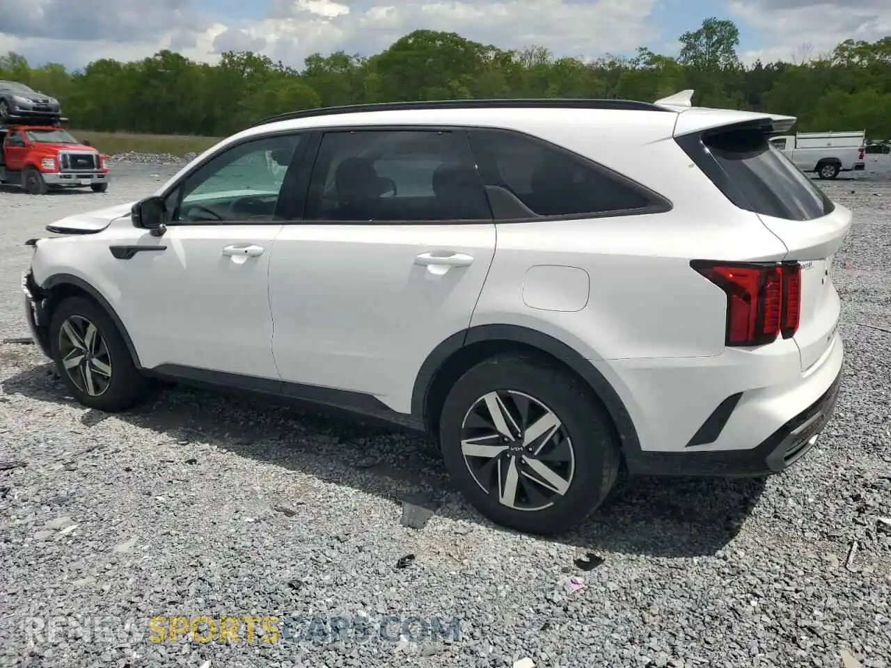 2 fotografías del automóvil dañado 5XYRL4LC1NG143018 KIA SORENTO 2022