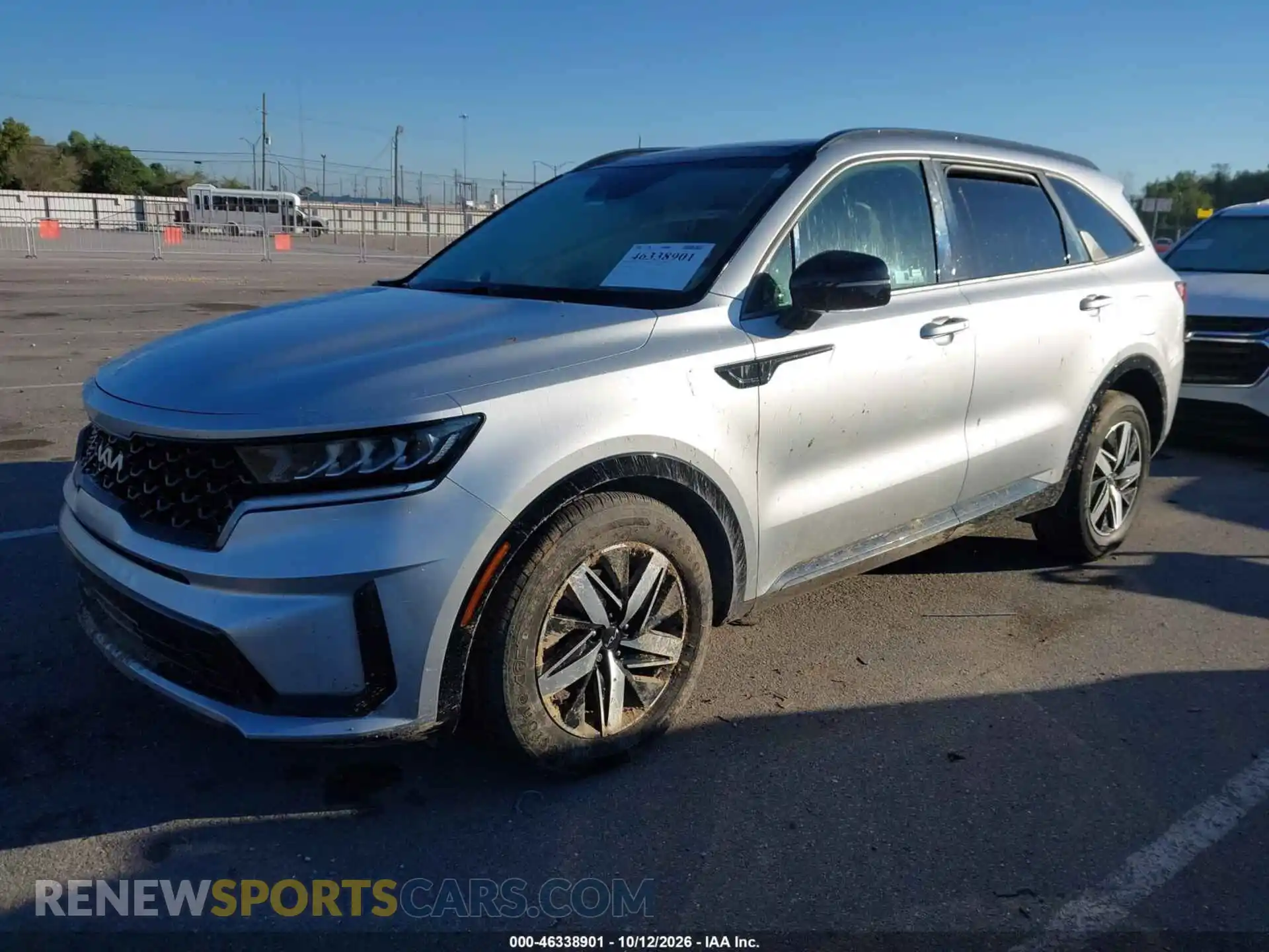 2 Photograph of a damaged car 5XYRL4LC2NG134893 KIA SORENTO 2022