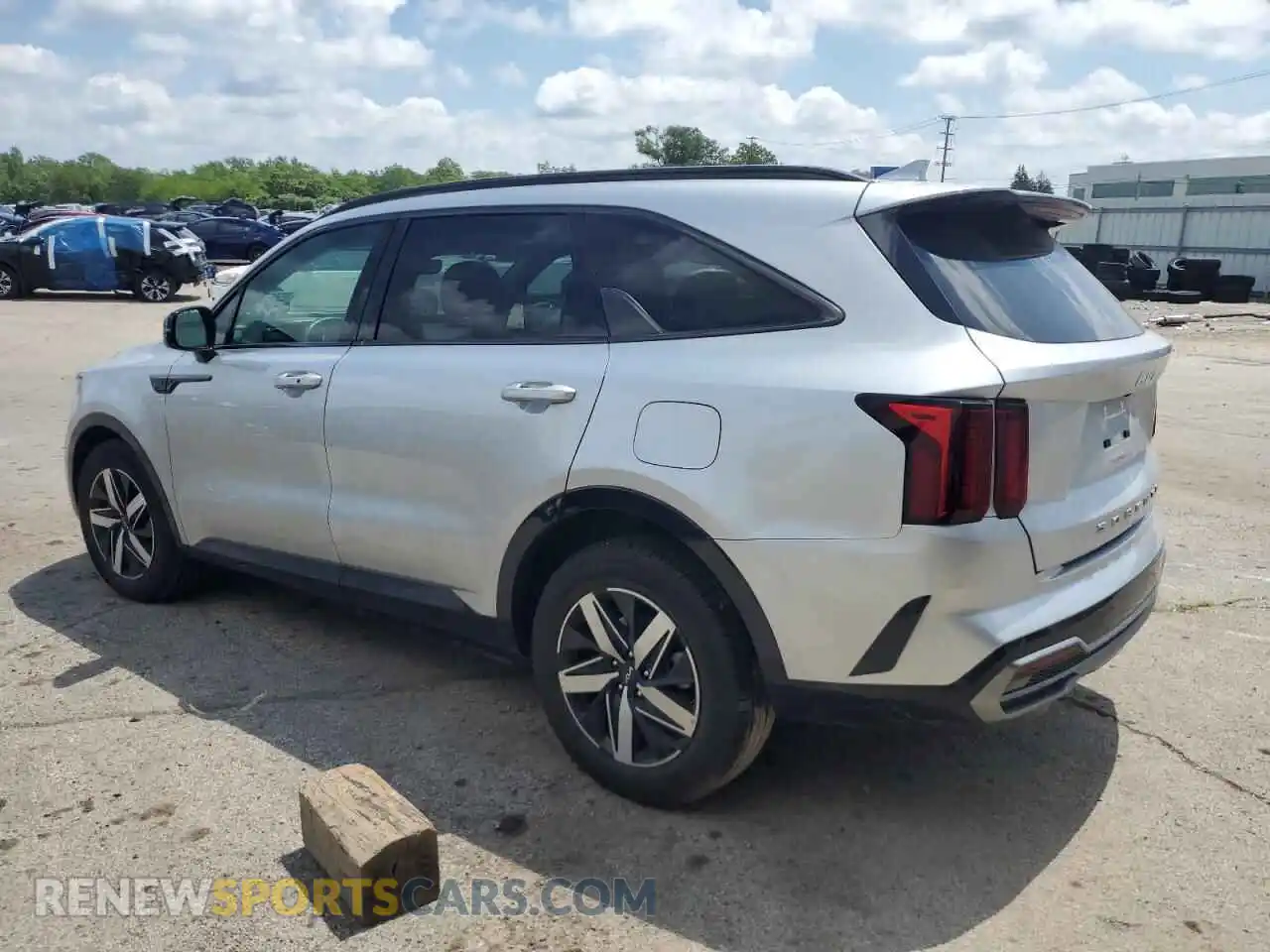 2 Photograph of a damaged car 5XYRL4LC3NG082724 KIA SORENTO 2022
