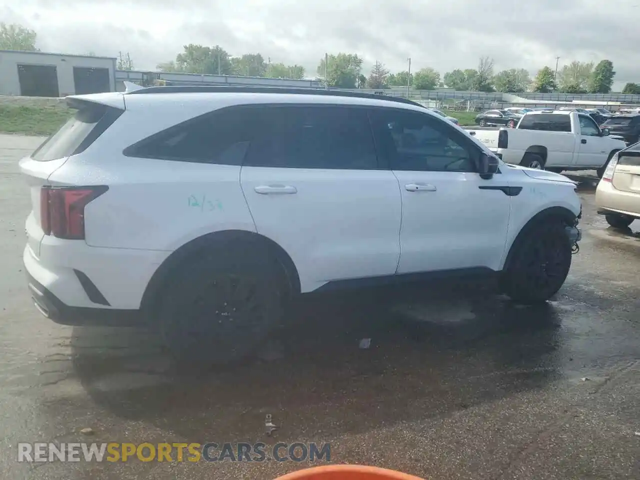 3 fotografías del automóvil dañado 5XYRL4LC3NG099815 KIA SORENTO 2022
