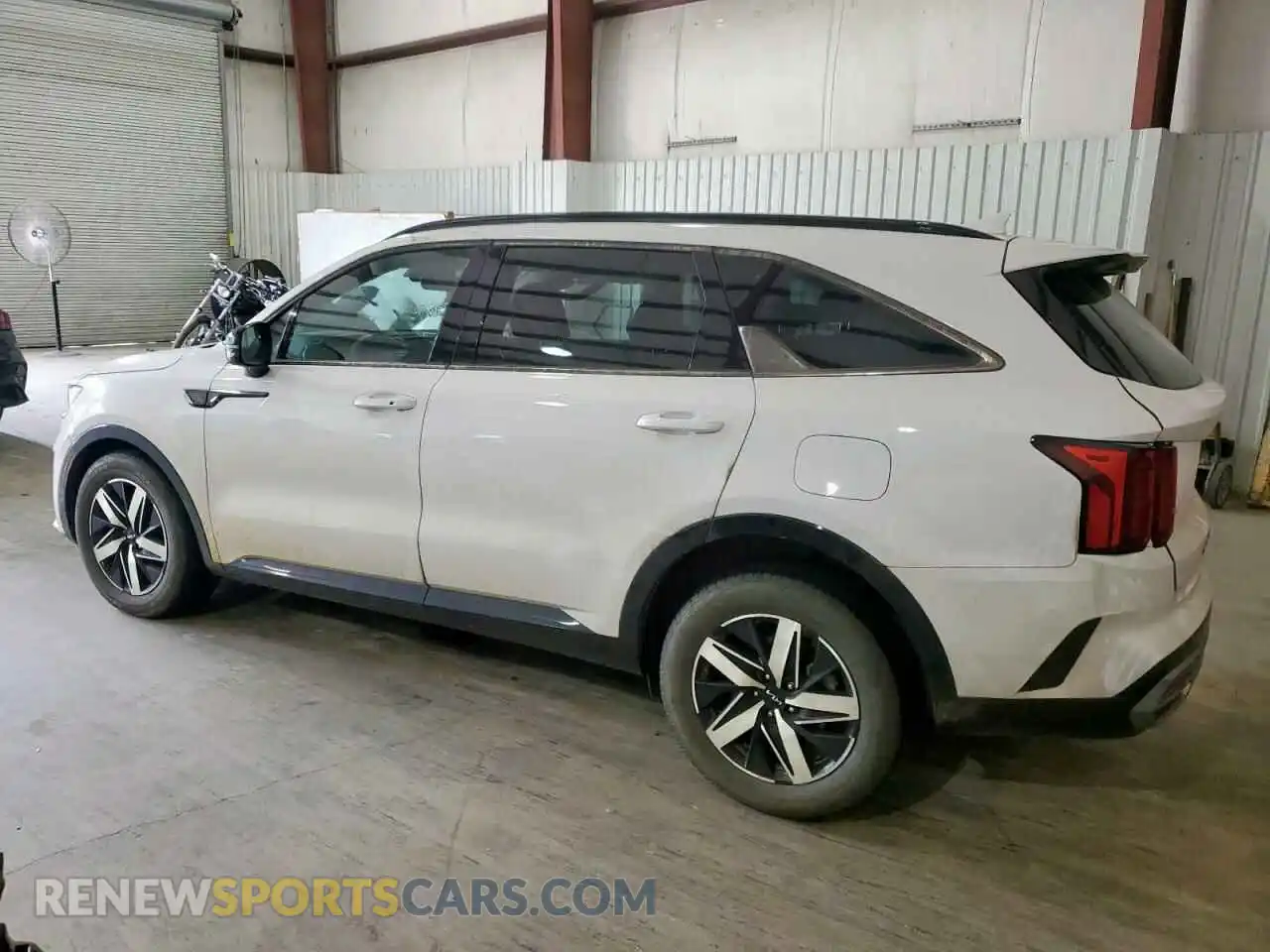 2 fotografías del automóvil dañado 5XYRL4LC4NG147581 KIA SORENTO 2022
