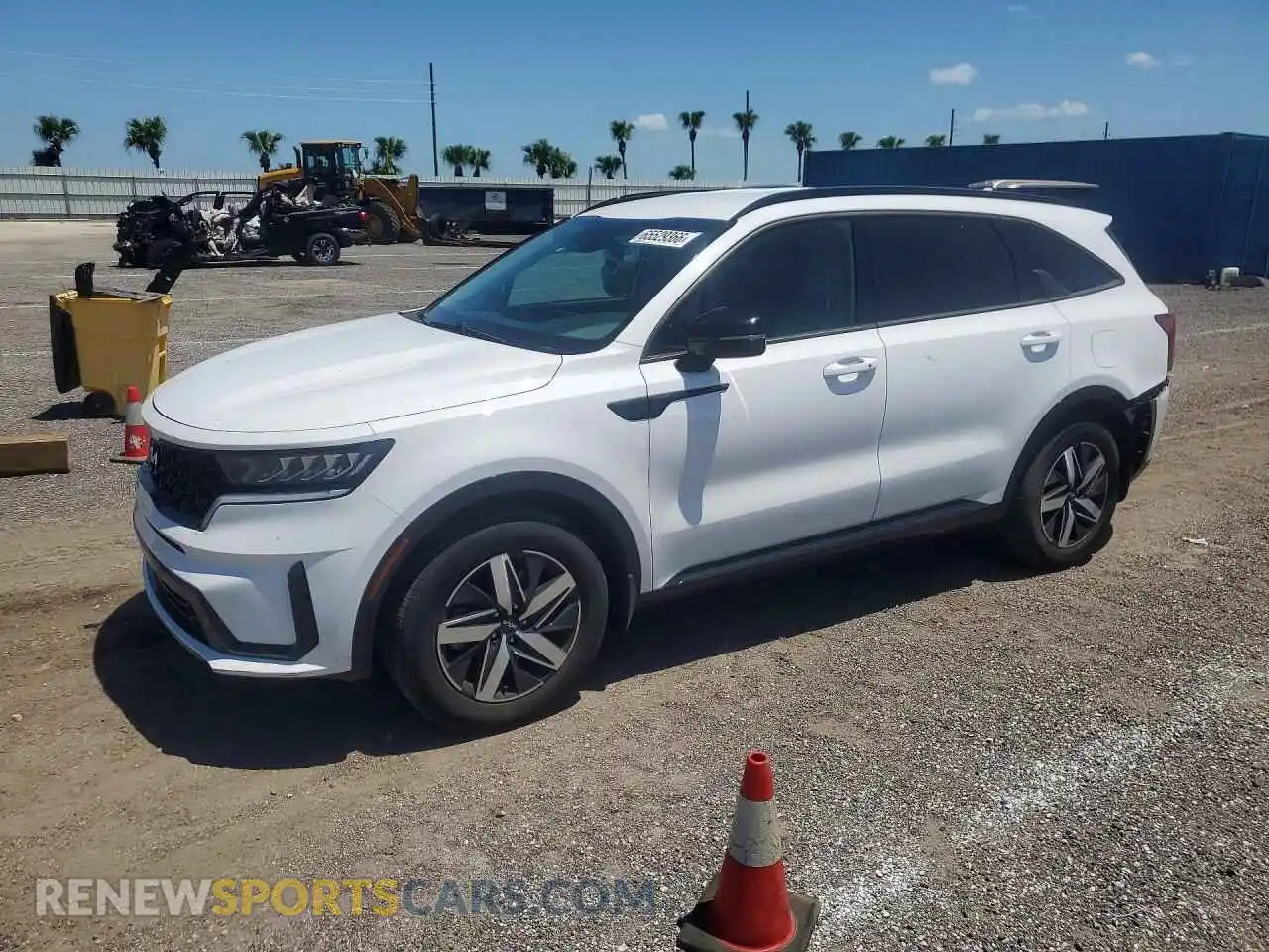 1 Photograph of a damaged car 5XYRL4LC4NG147953 KIA SORENTO 2022