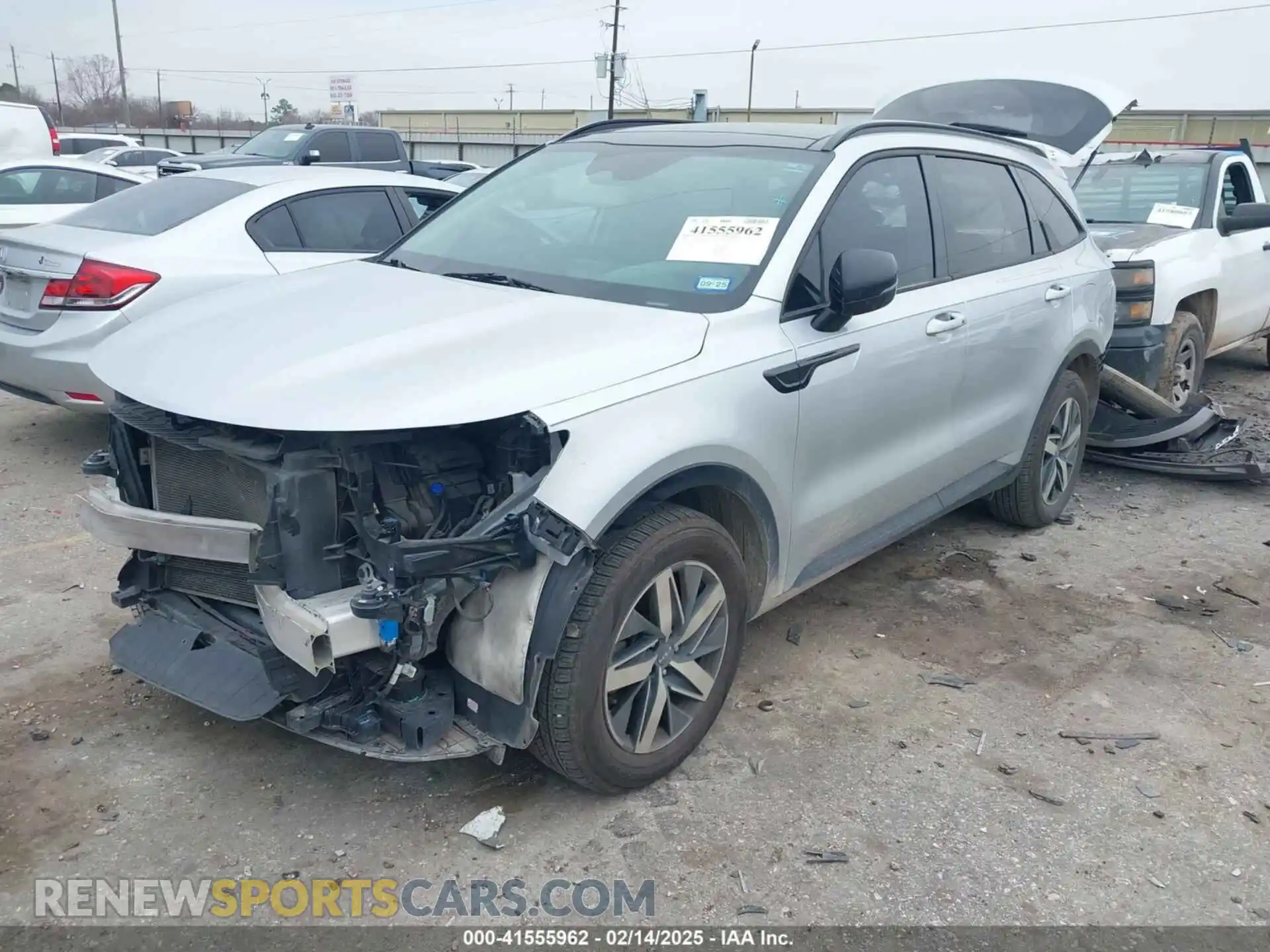 2 Photograph of a damaged car 5XYRL4LC4NG150190 KIA SORENTO 2022